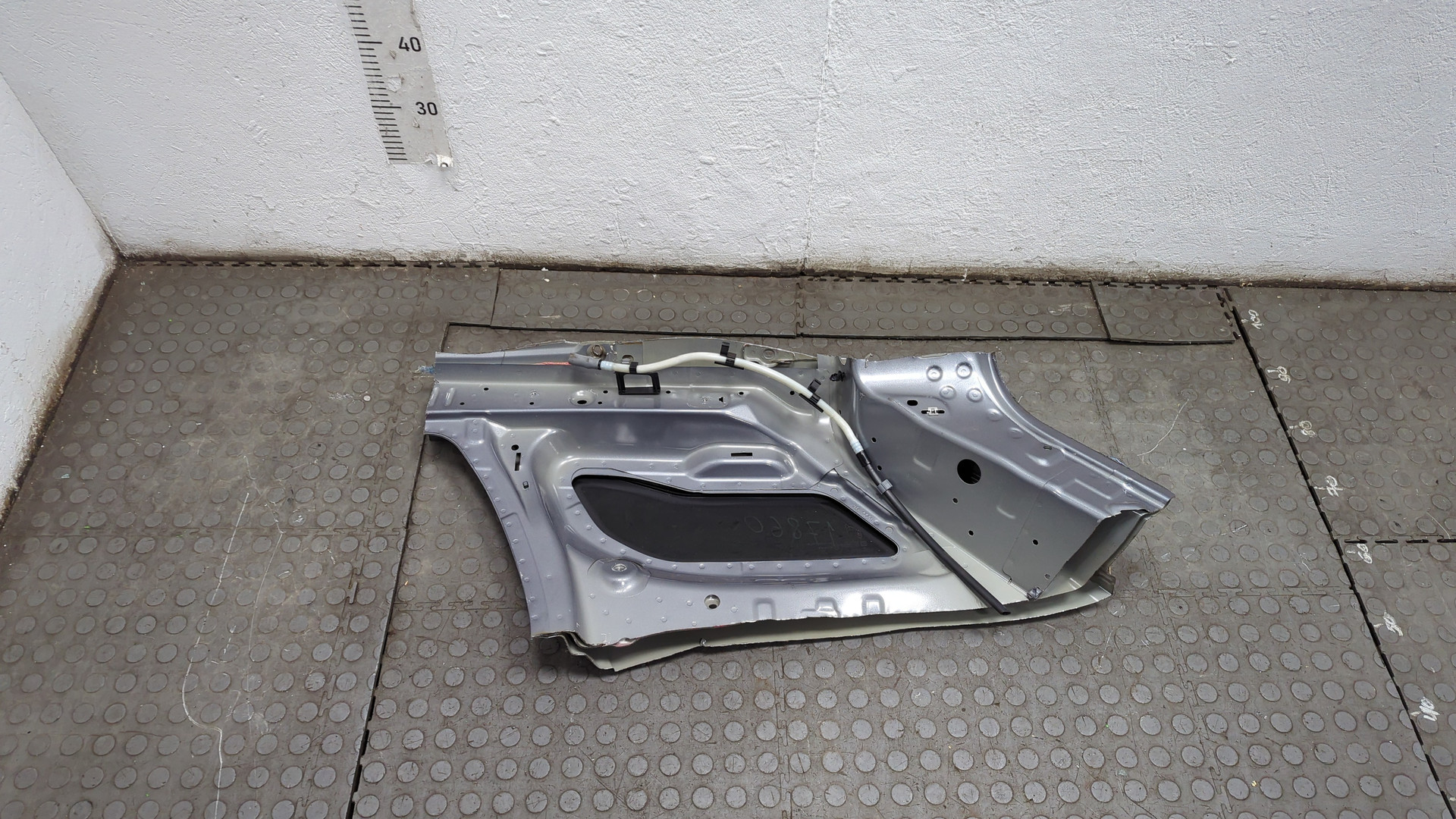 Стекло кузовное глухое правое