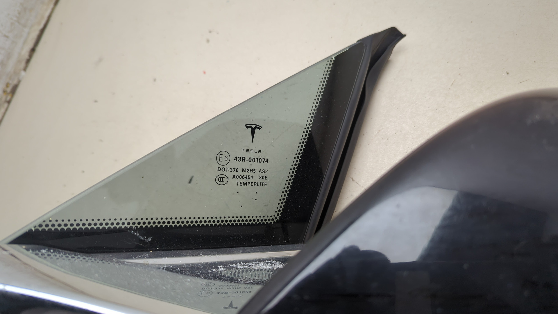 Зеркало левое электрическое