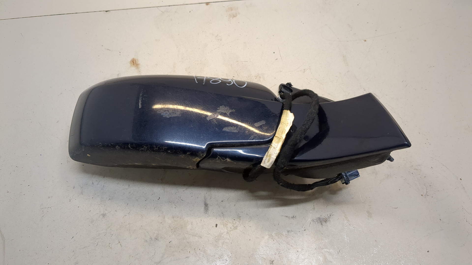 Зеркало правое электрическое