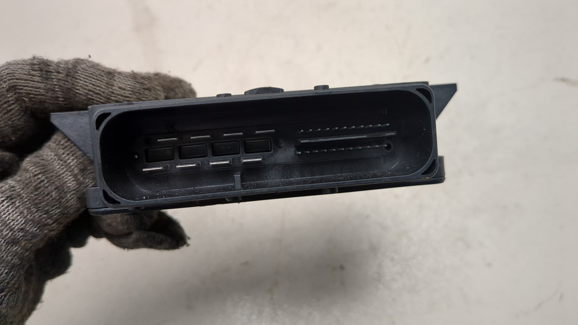 Блок управления парковочным тормозом