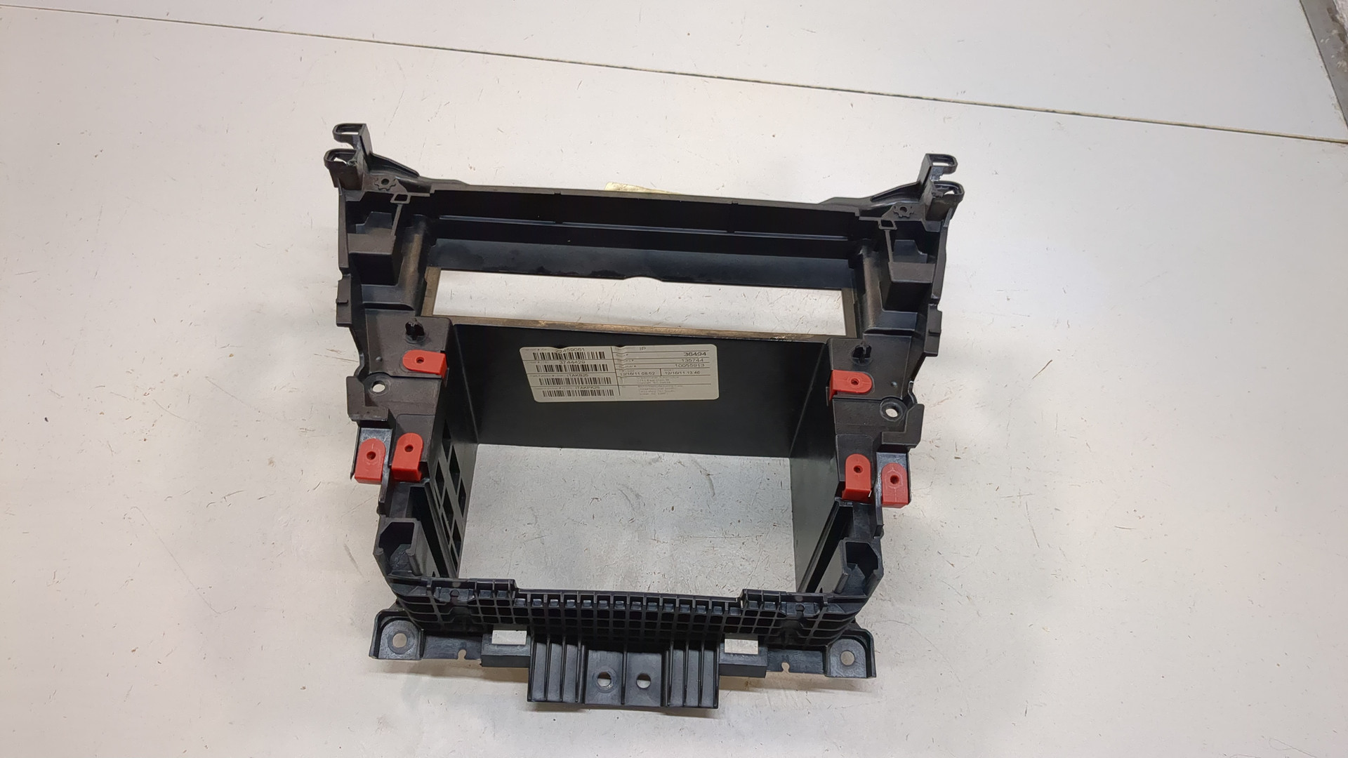 Кронштейн (сопут. товар)