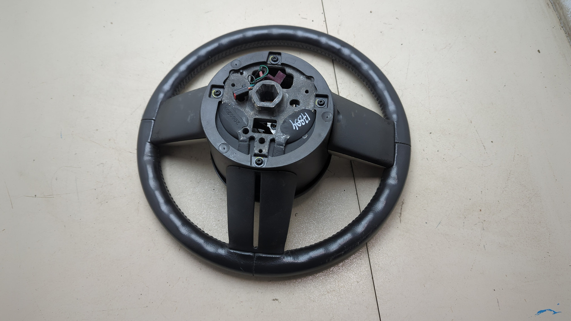 Рулевое колесо (руль)