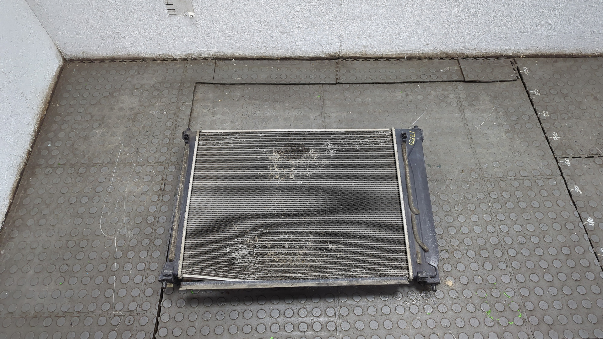 Радиатор охлаждения двигателя основной