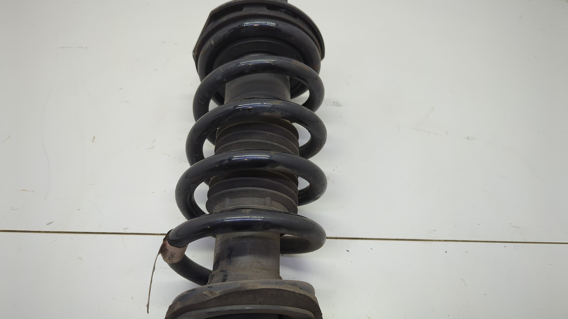 Амортизатор передний