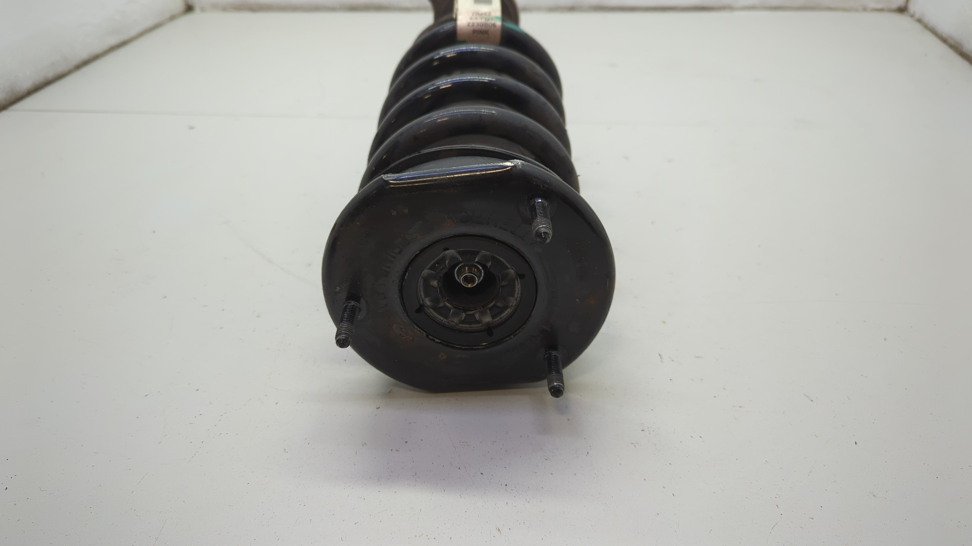 Амортизатор передний