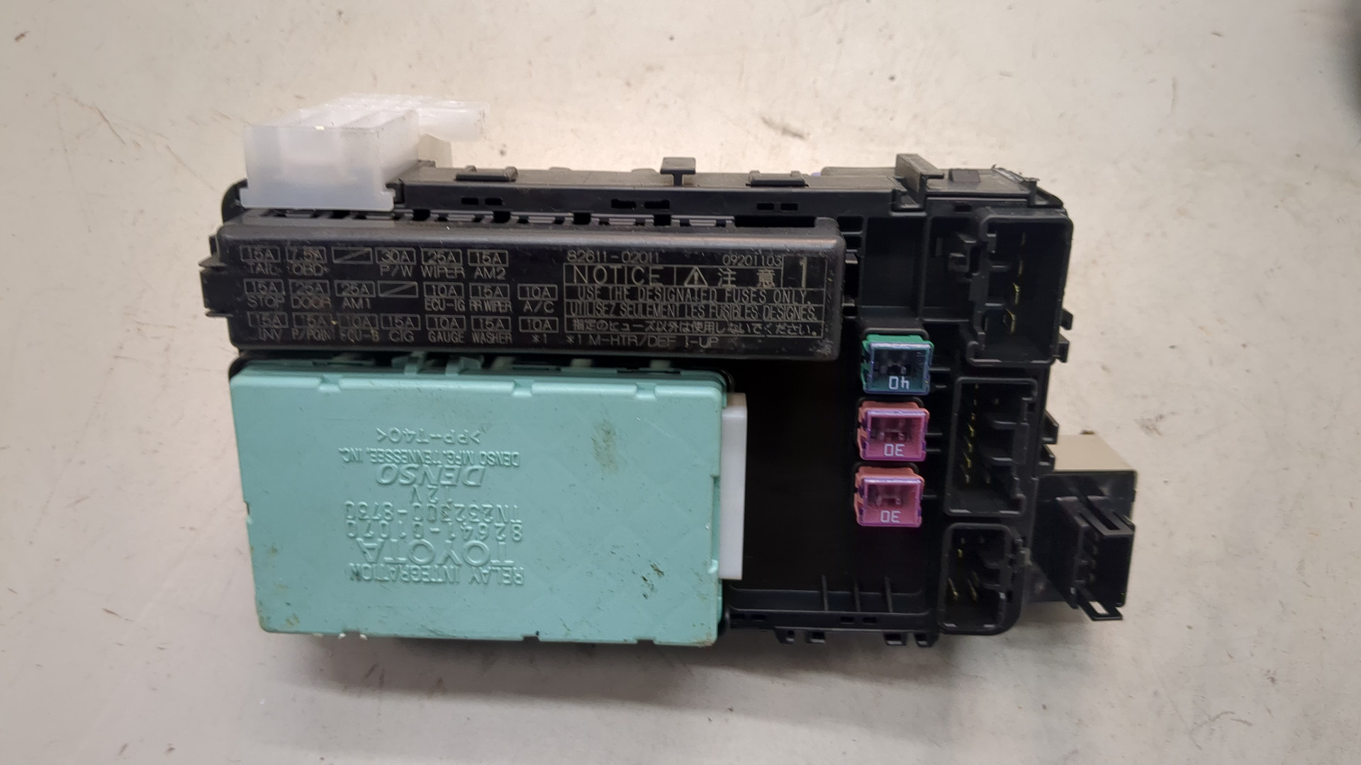 Блок предохранителей