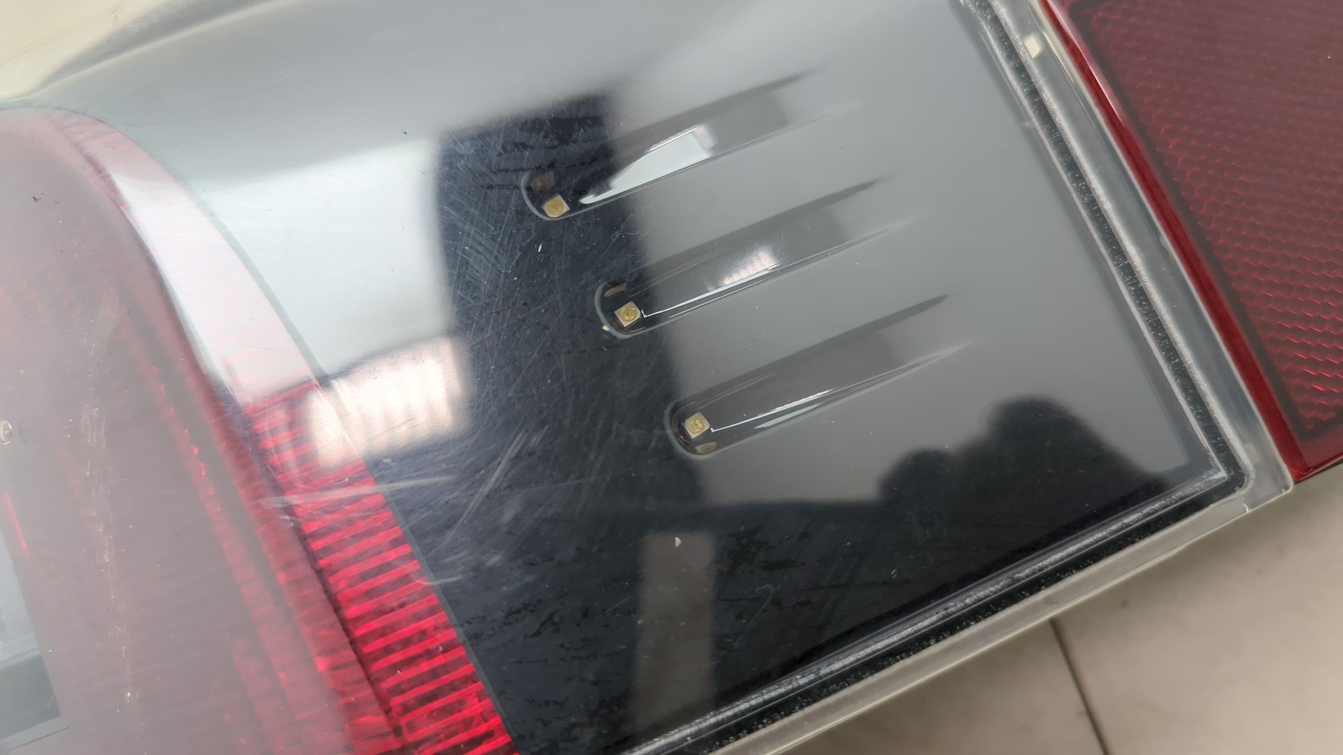 Фонарь задний правый