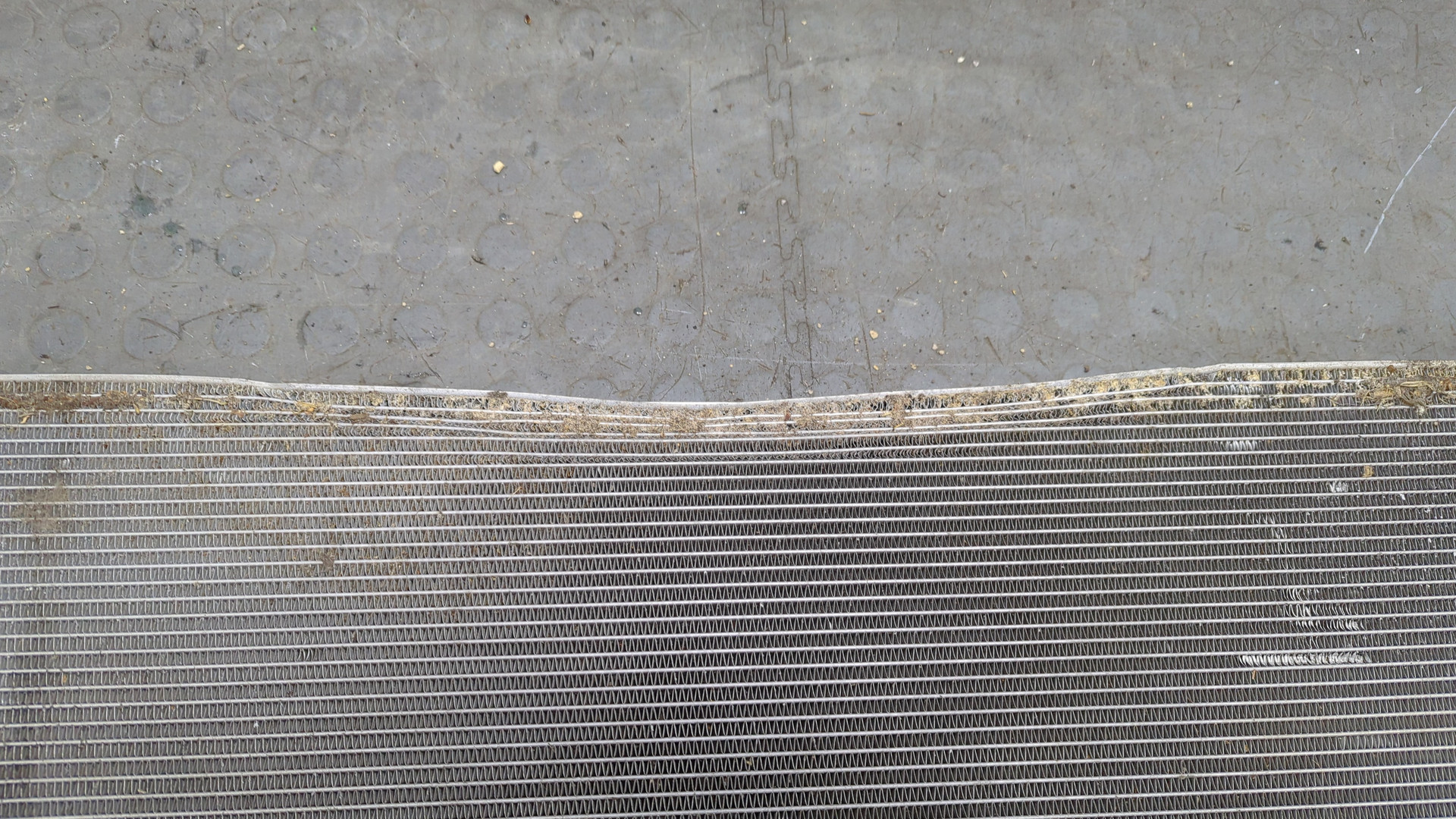 Радиатор охлаждения двигателя основной