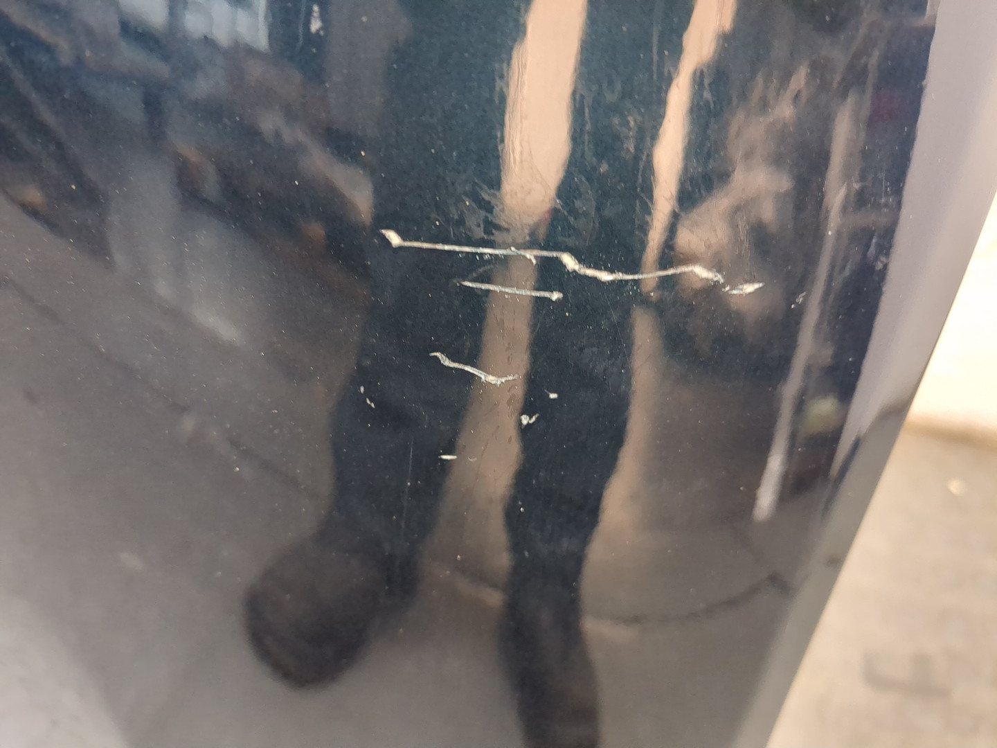 Крыло переднее левое