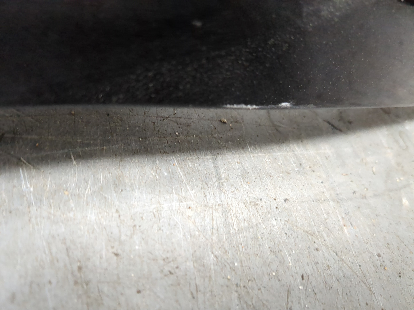 Крыло переднее правое