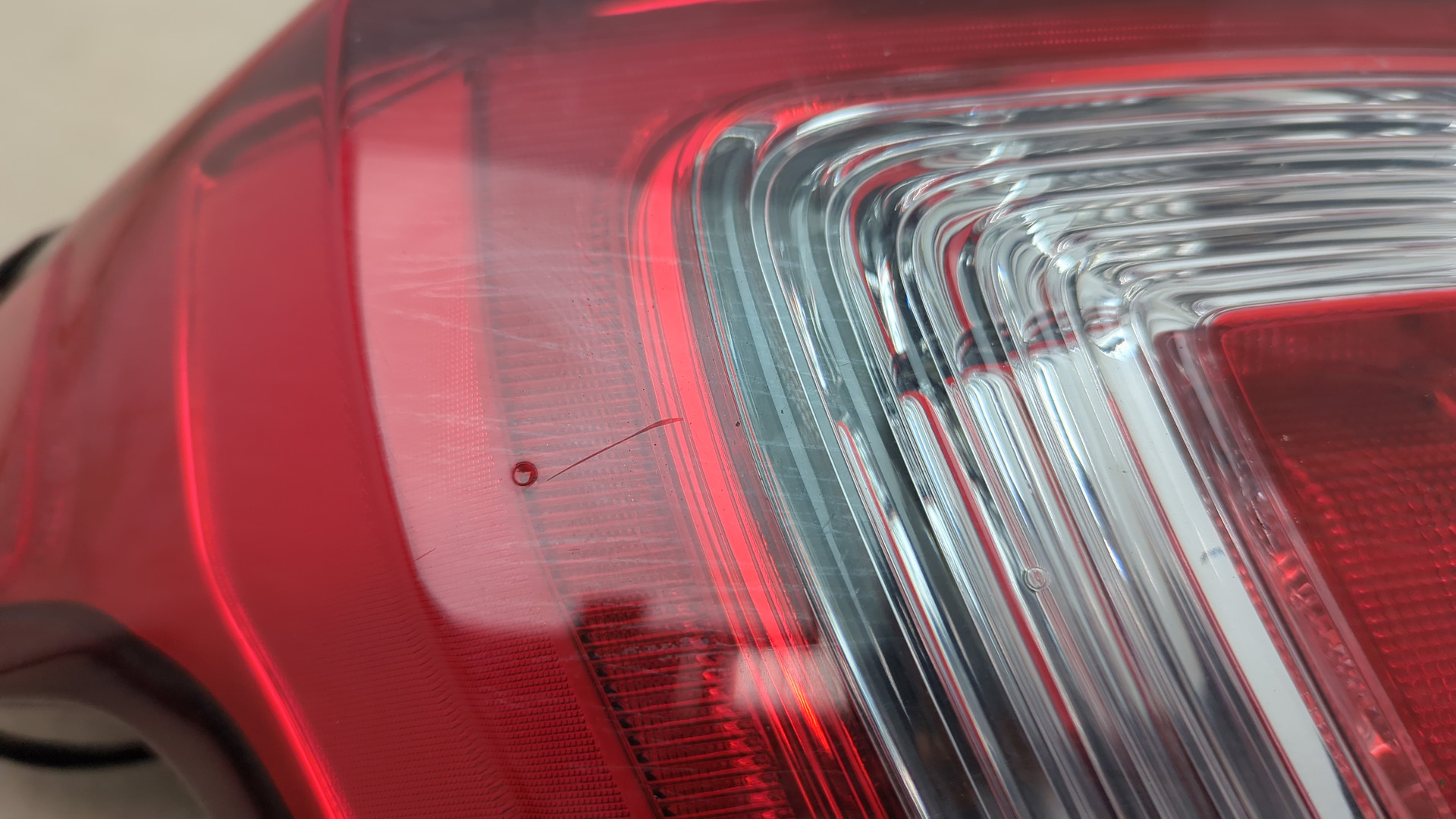 Фонарь задний левый