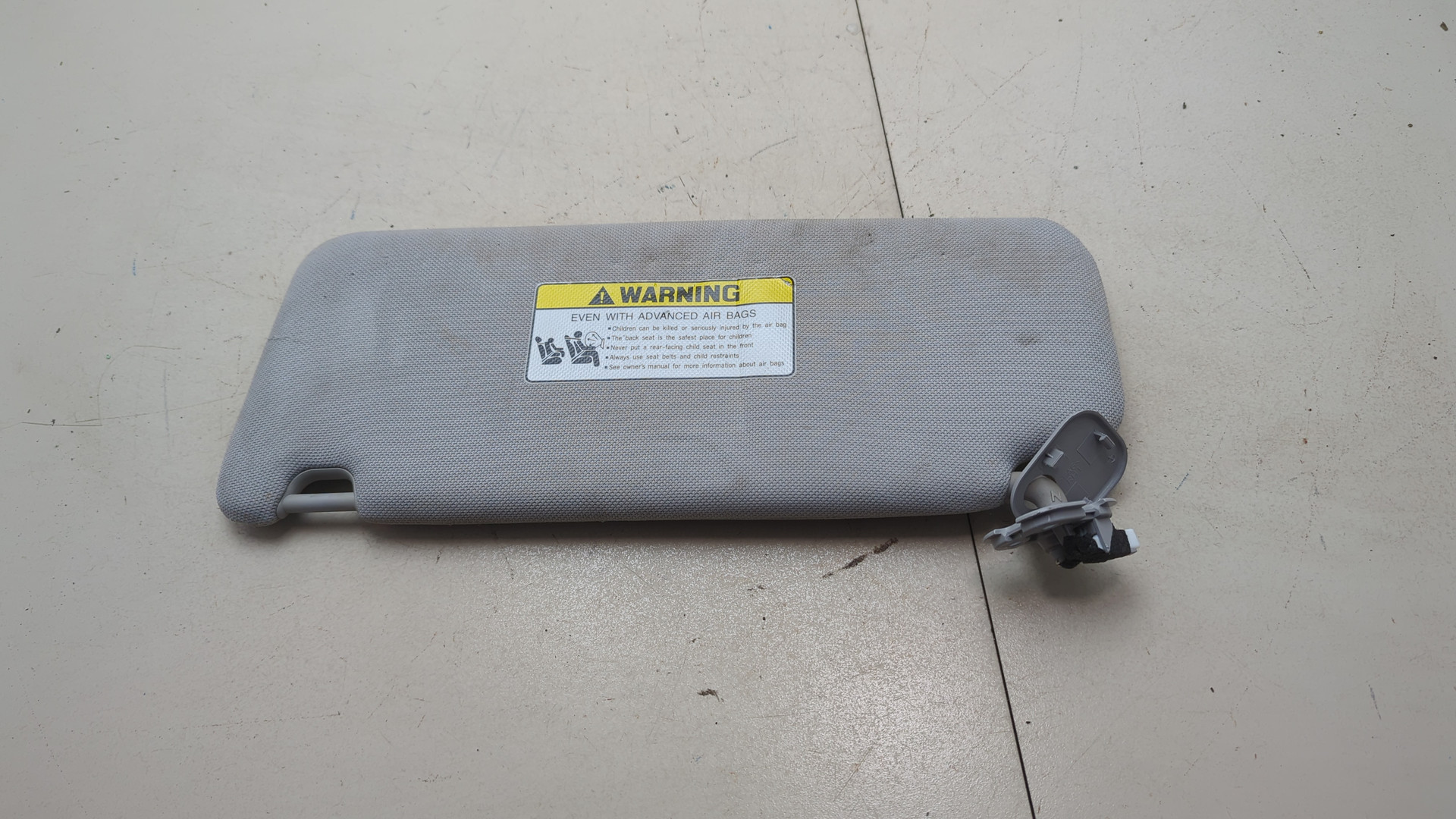 Козырек солнцезащитный