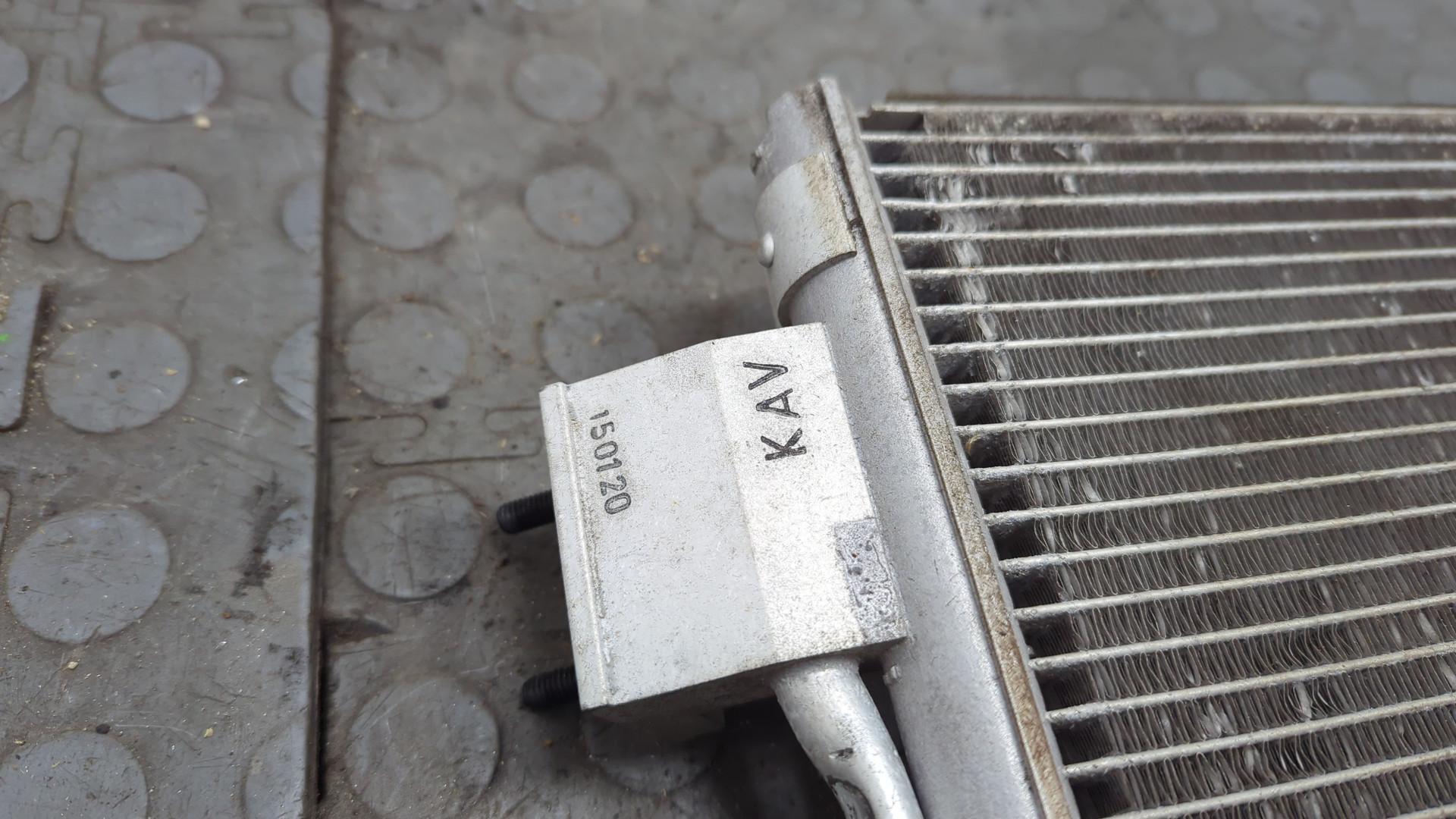 Радиатор кондиционера / конденсер