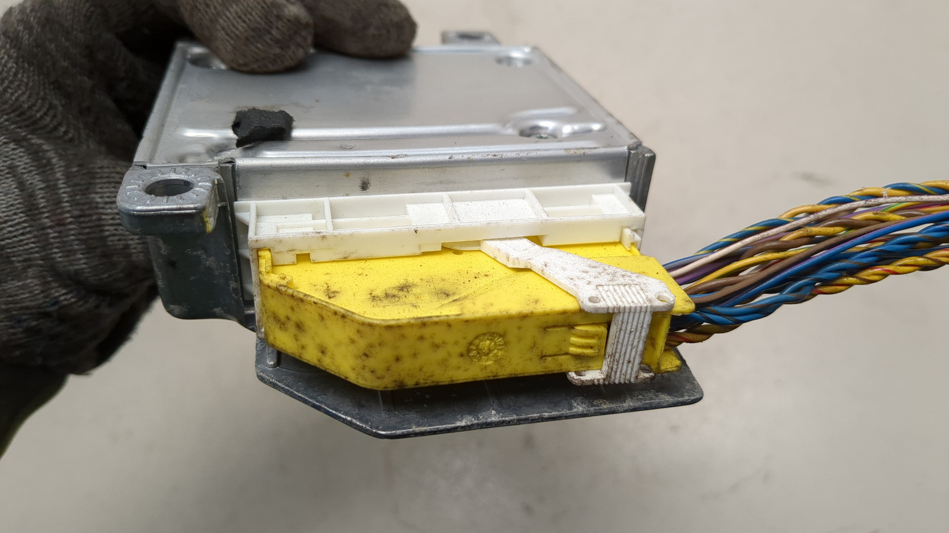 Блок управления подушек безопасности (AIR BAG)