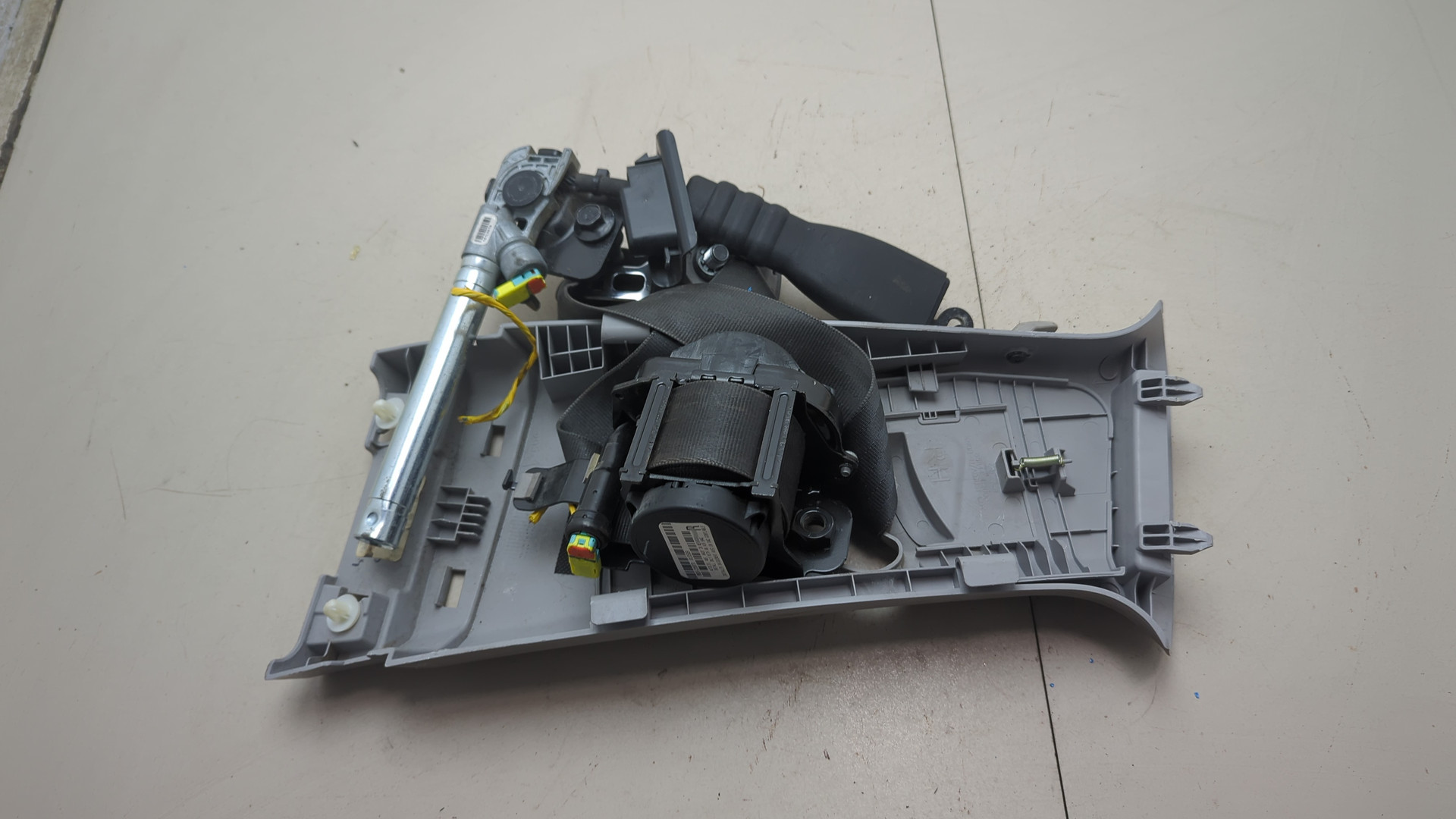 Ремень безопасности