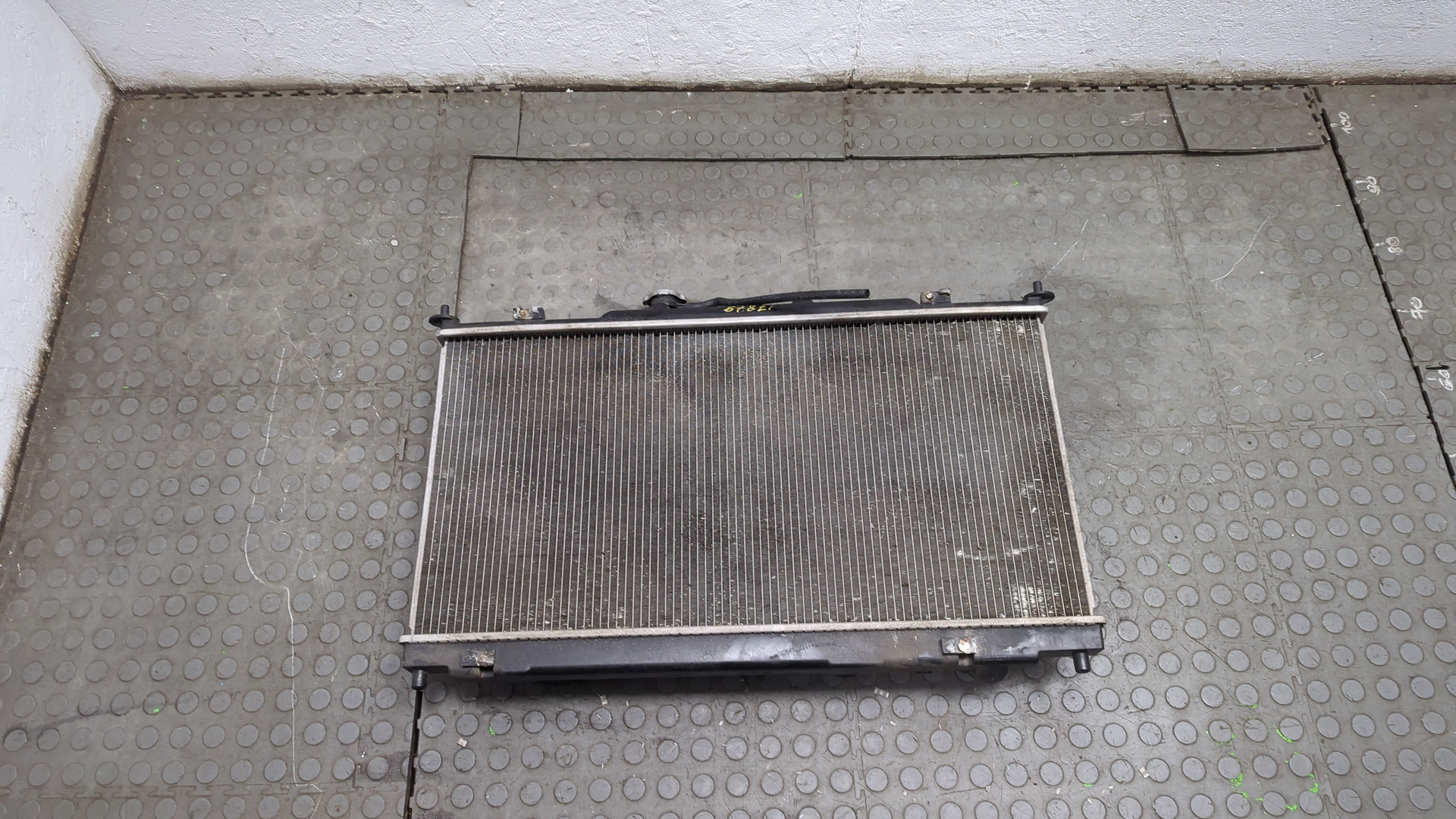 Радиатор охлаждения двигателя основной