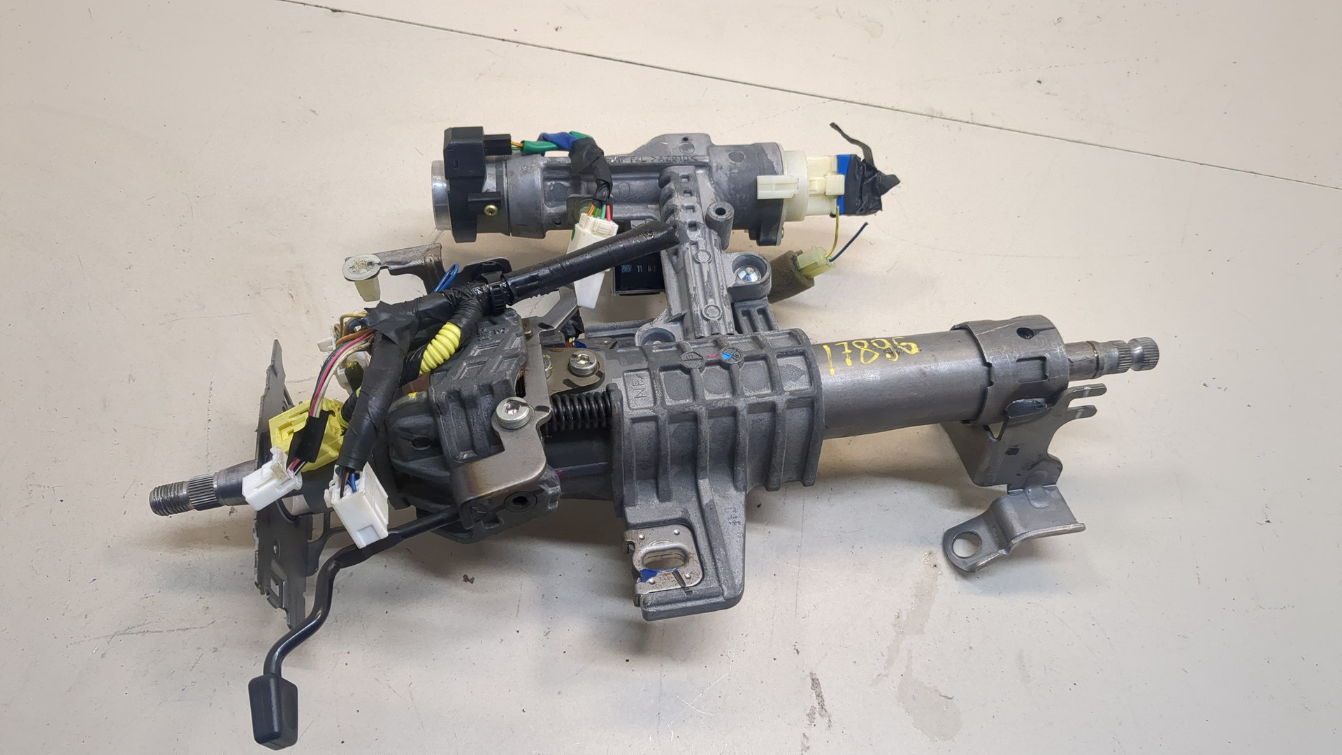 Колонка рулевая