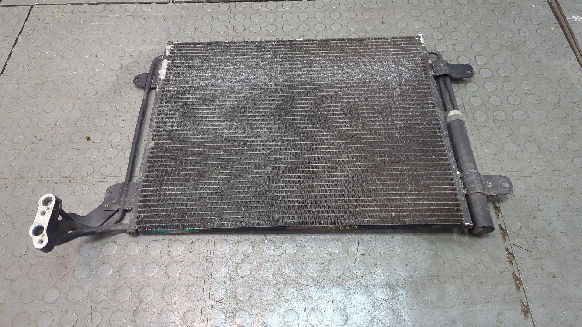 Радиатор кондиционера / конденсер