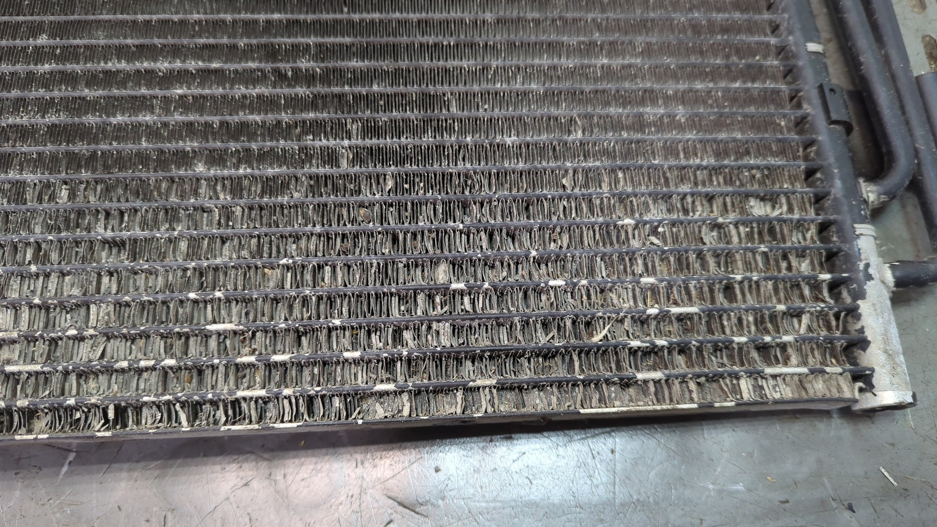 Радиатор кондиционера / конденсер