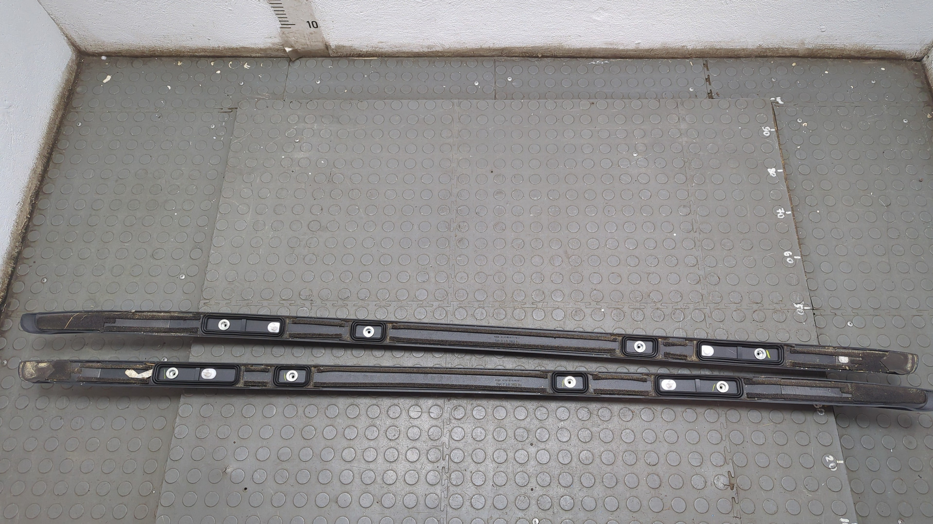 Рейлинги (релинг) к-кт (планки на крышу)