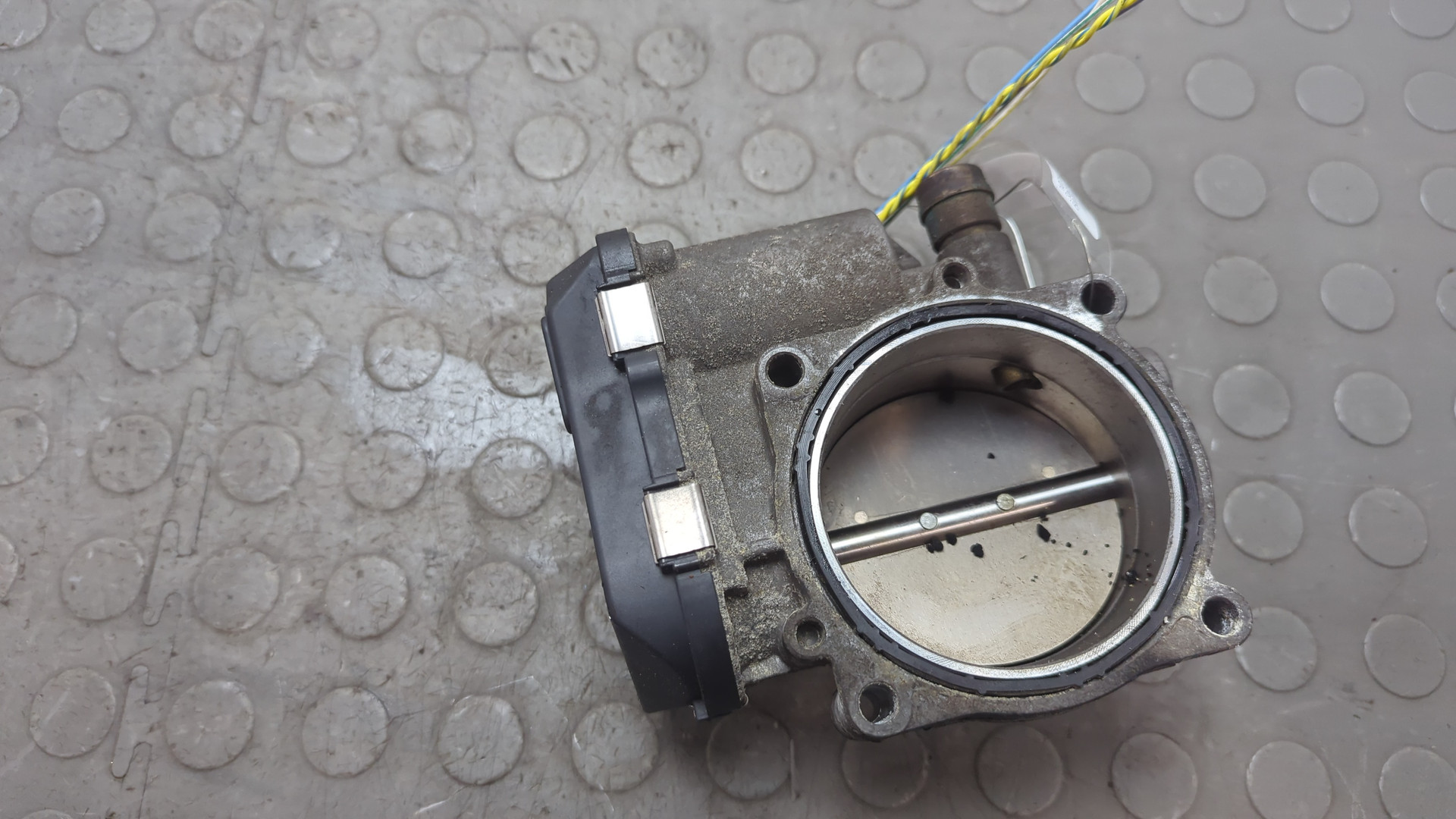 Заслонка дроссельная электрическая