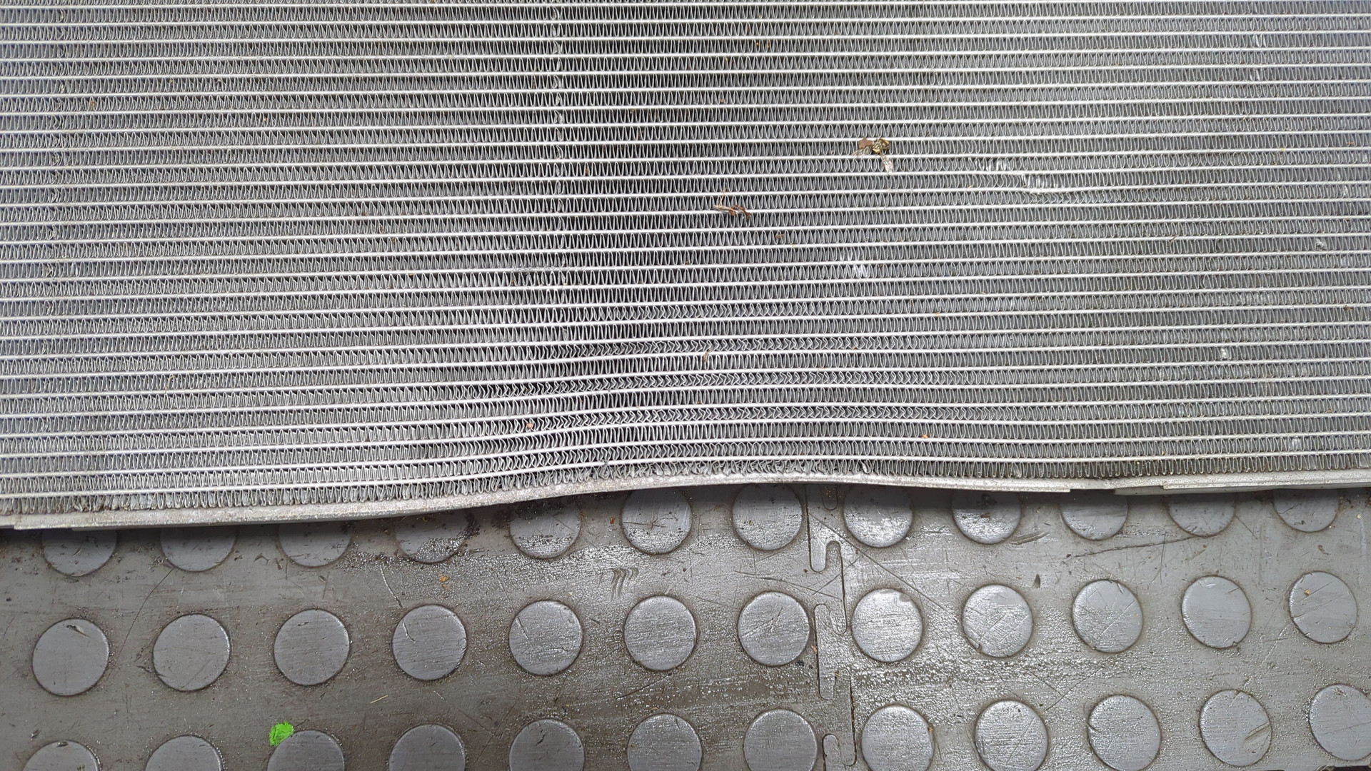 Радиатор охлаждения двигателя основной