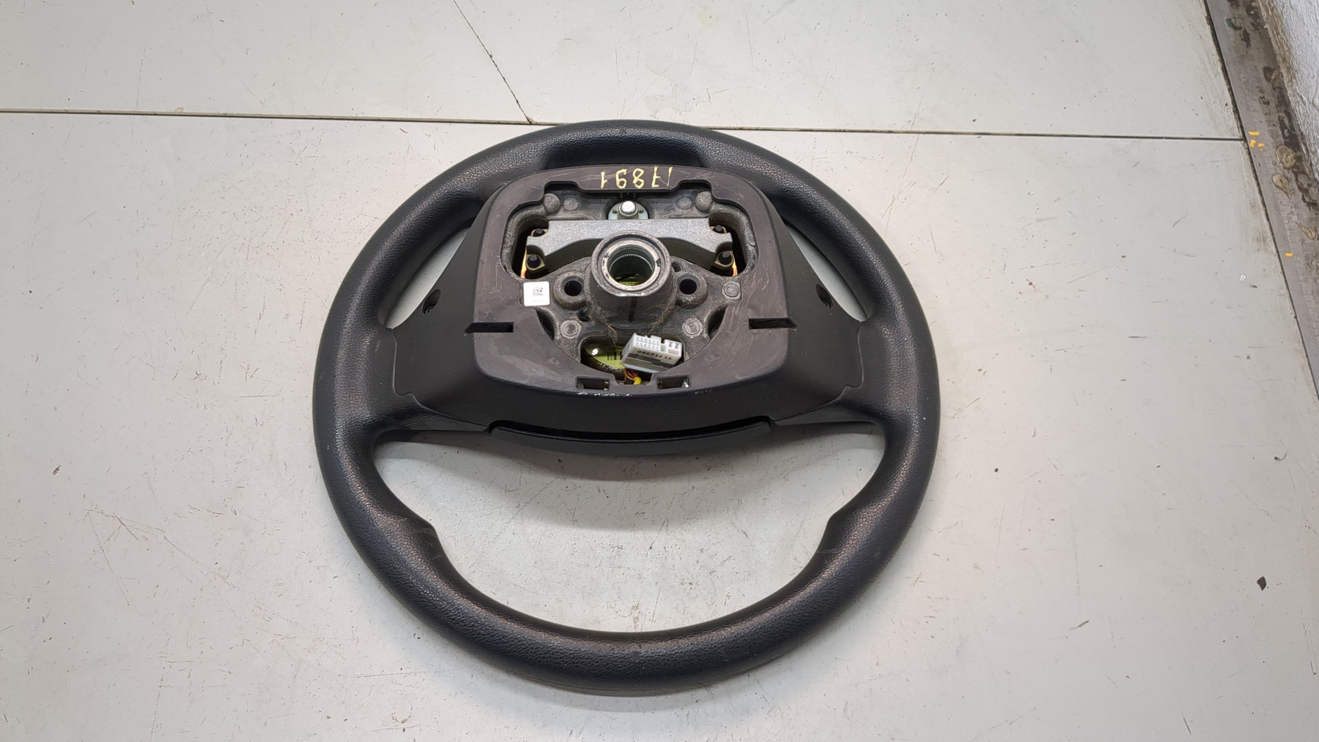 Рулевое колесо (руль)