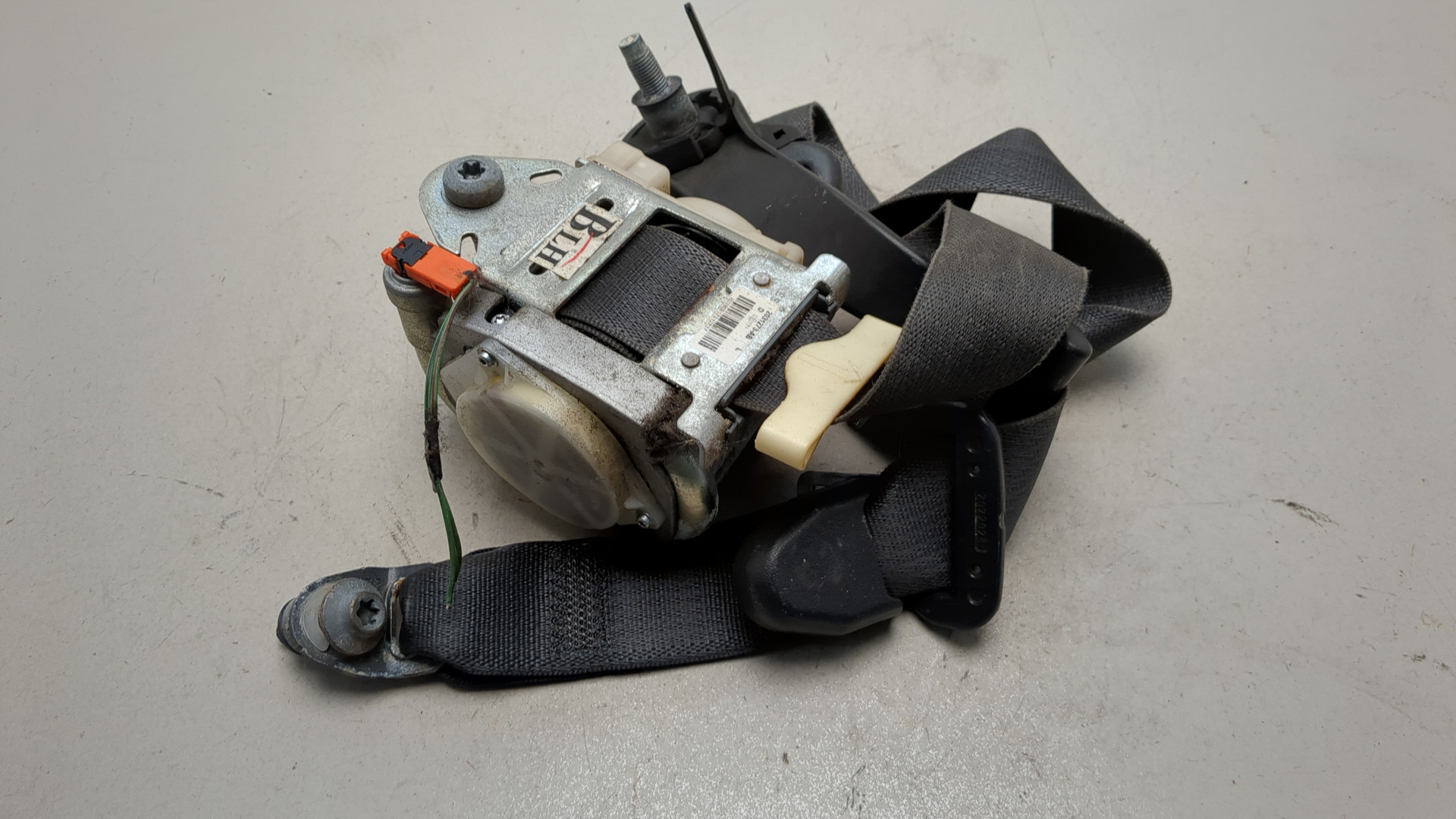 Ремень безопасности