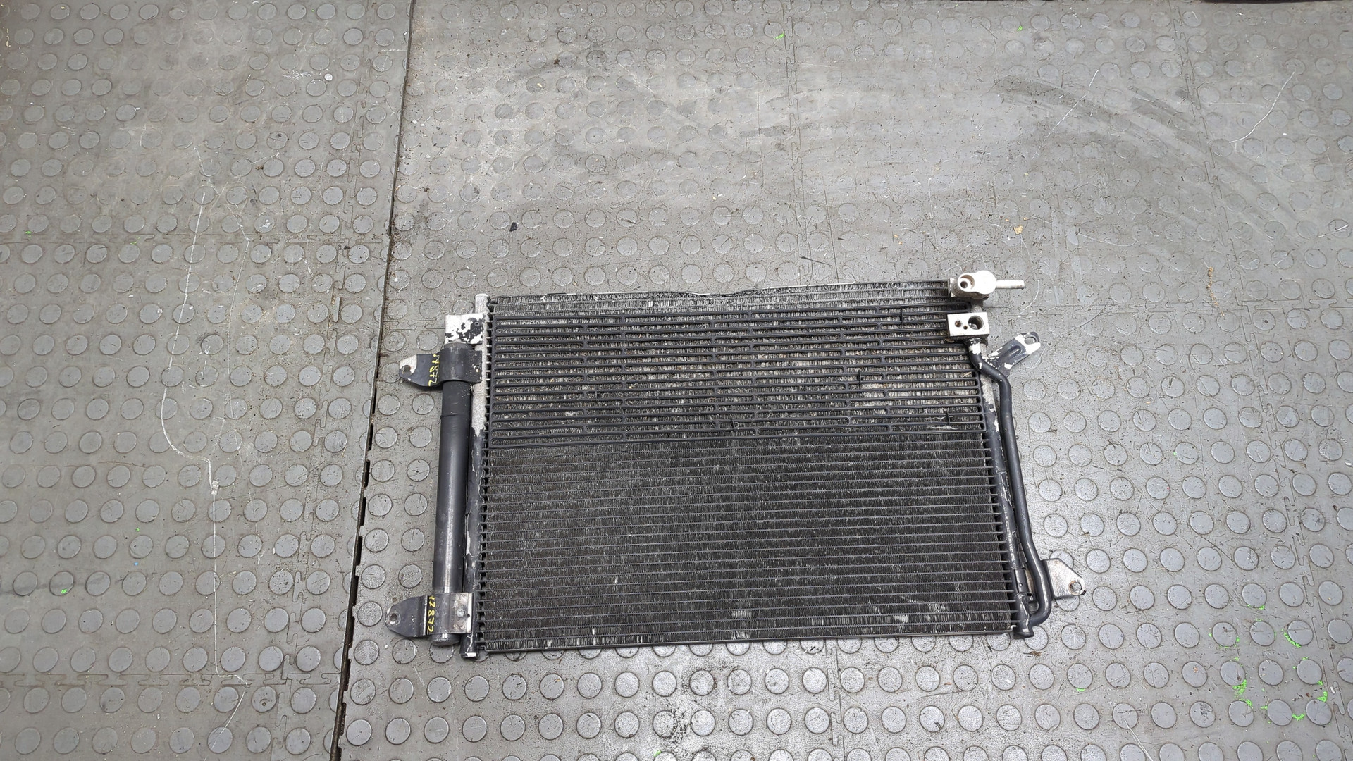 Радиатор кондиционера / конденсер