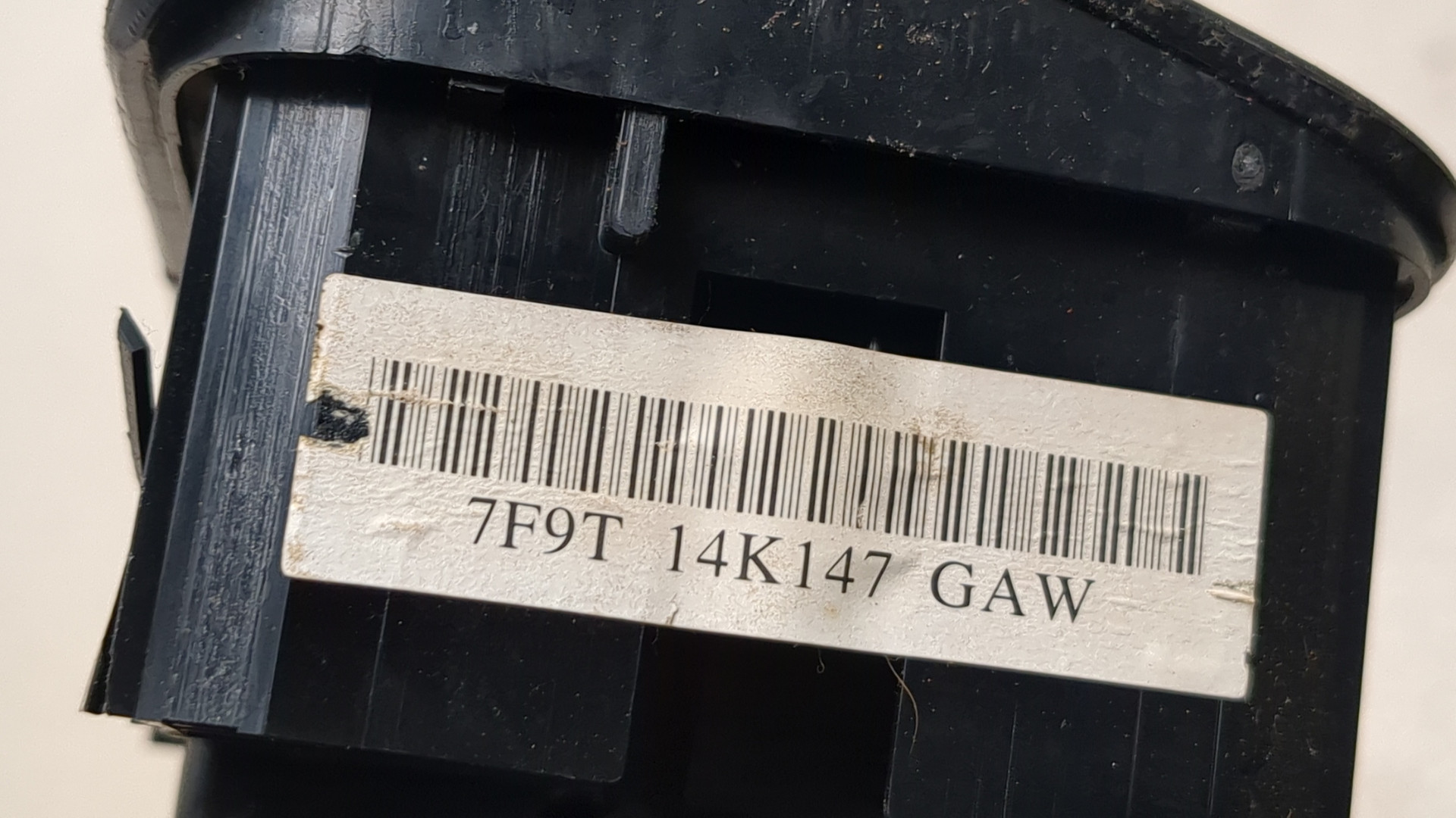 Переключатель света фар