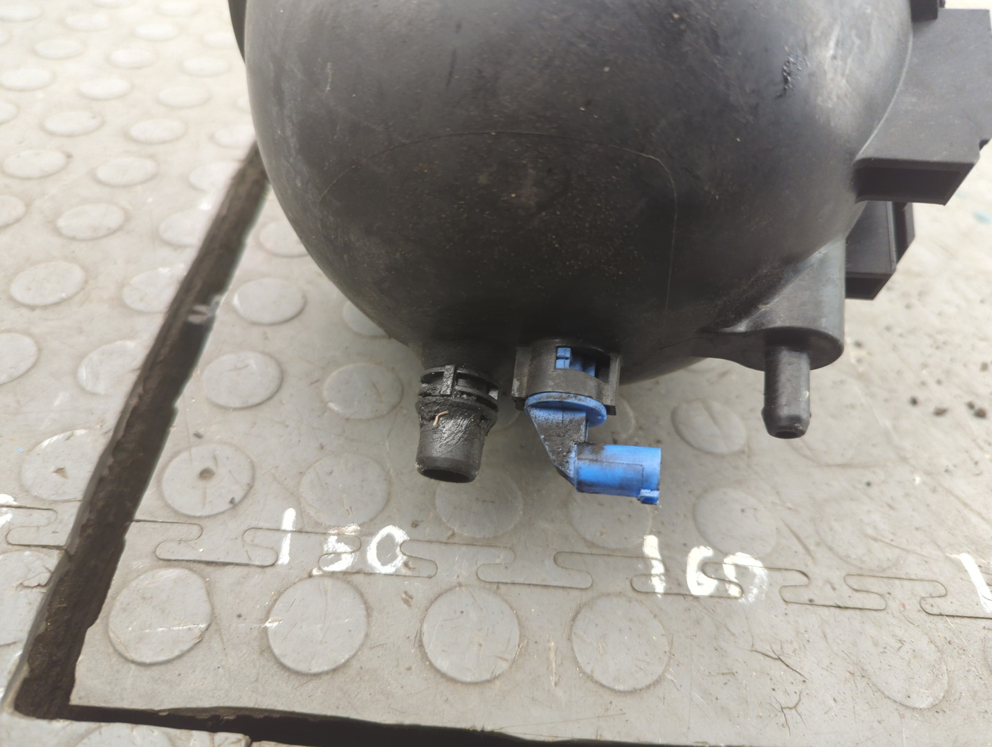 Бачок расширительный