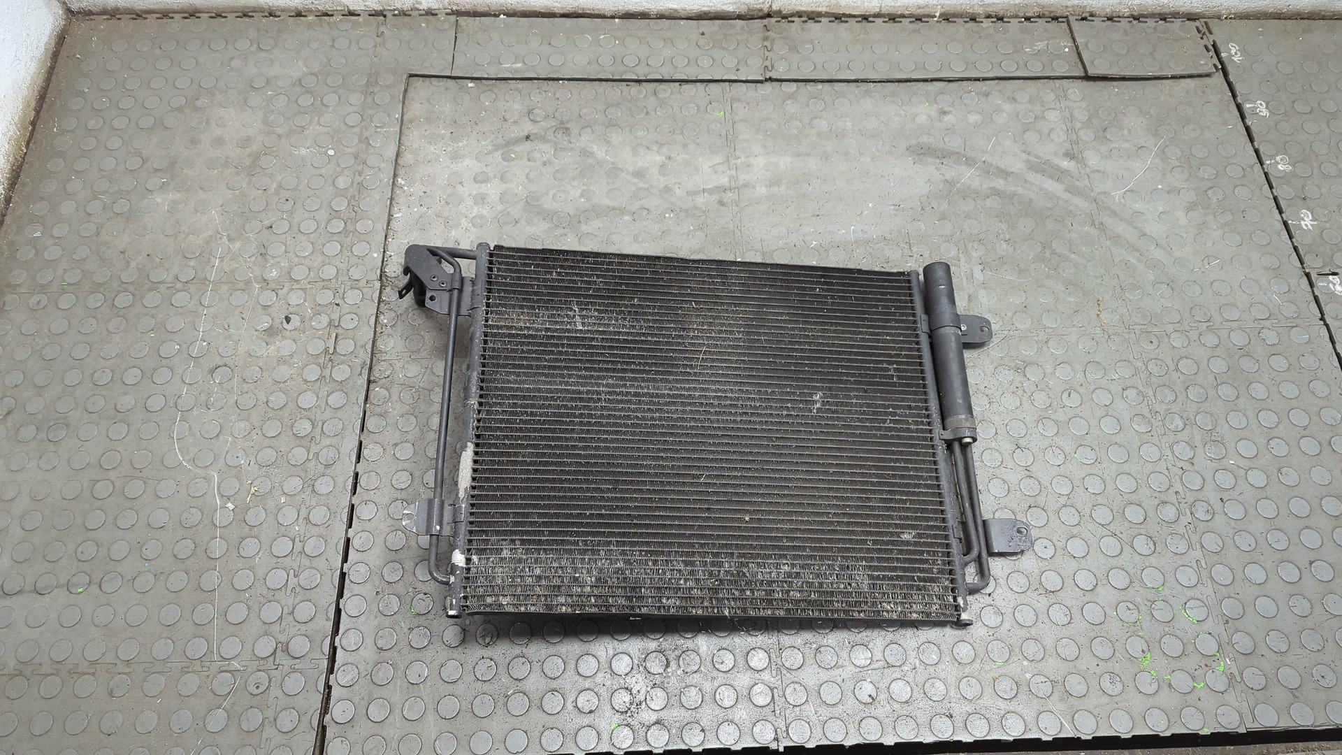 Радиатор кондиционера / конденсер