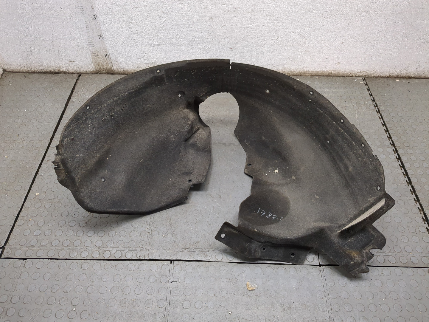 Локер передний правый