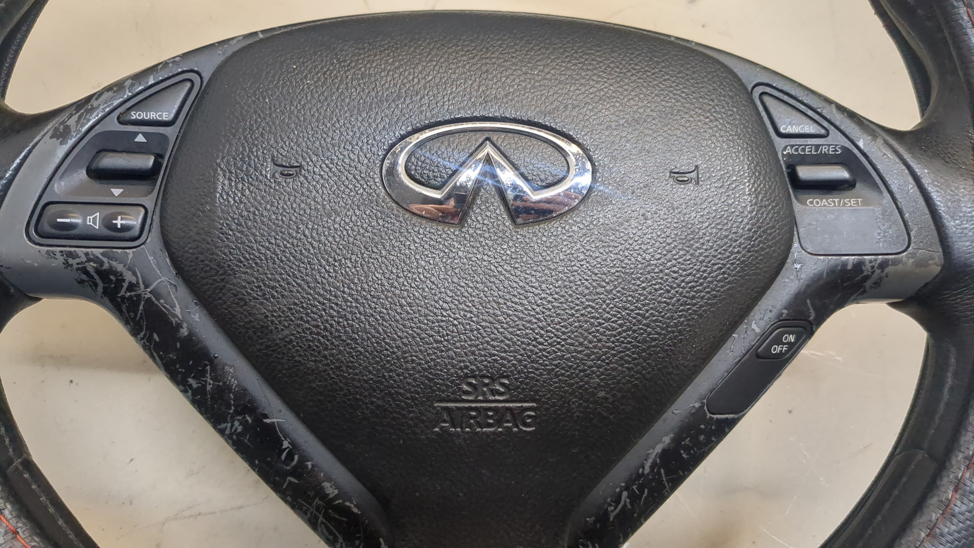 Рулевое колесо (руль)