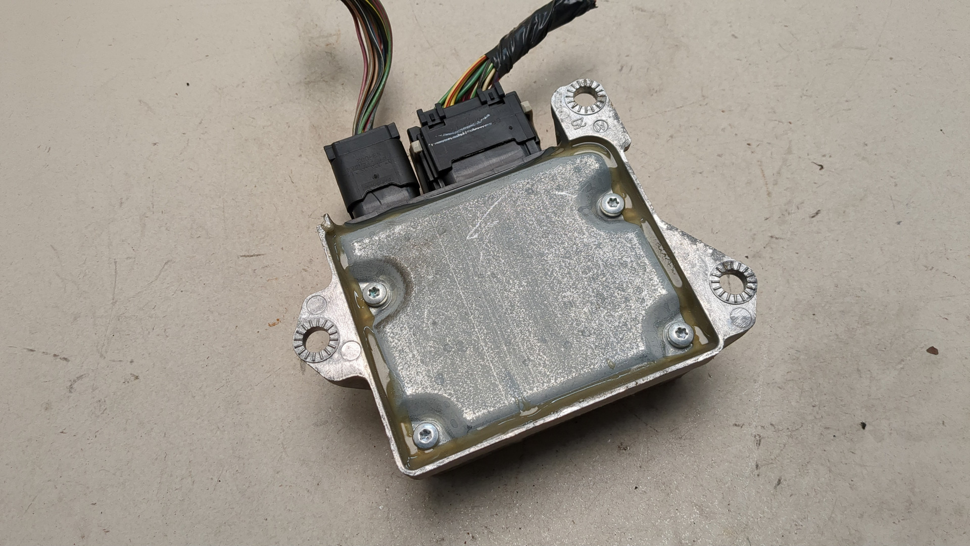 Блок управления подушек безопасности (AIR BAG)