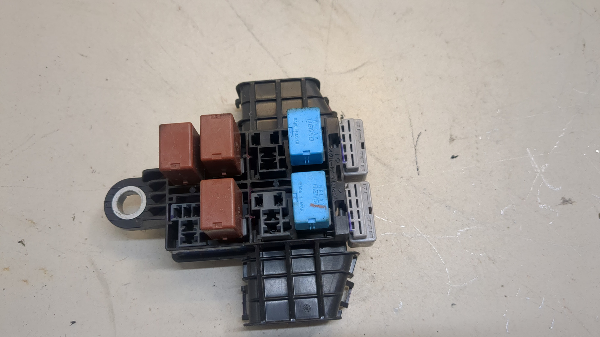 Блок предохранителей