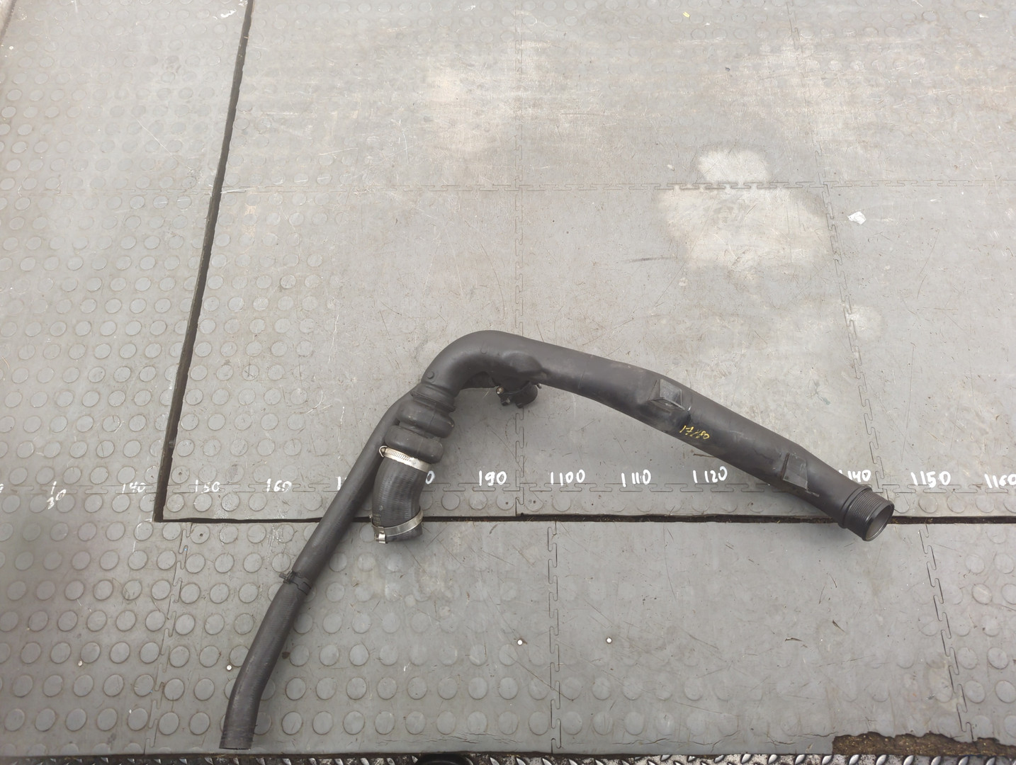 Патрубок интеркулера