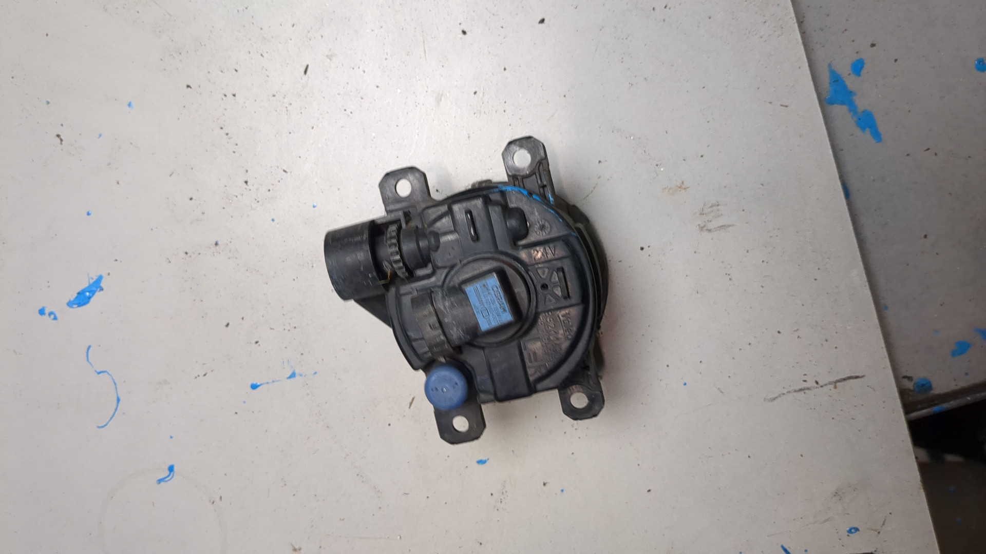 Фара противотуманная правая