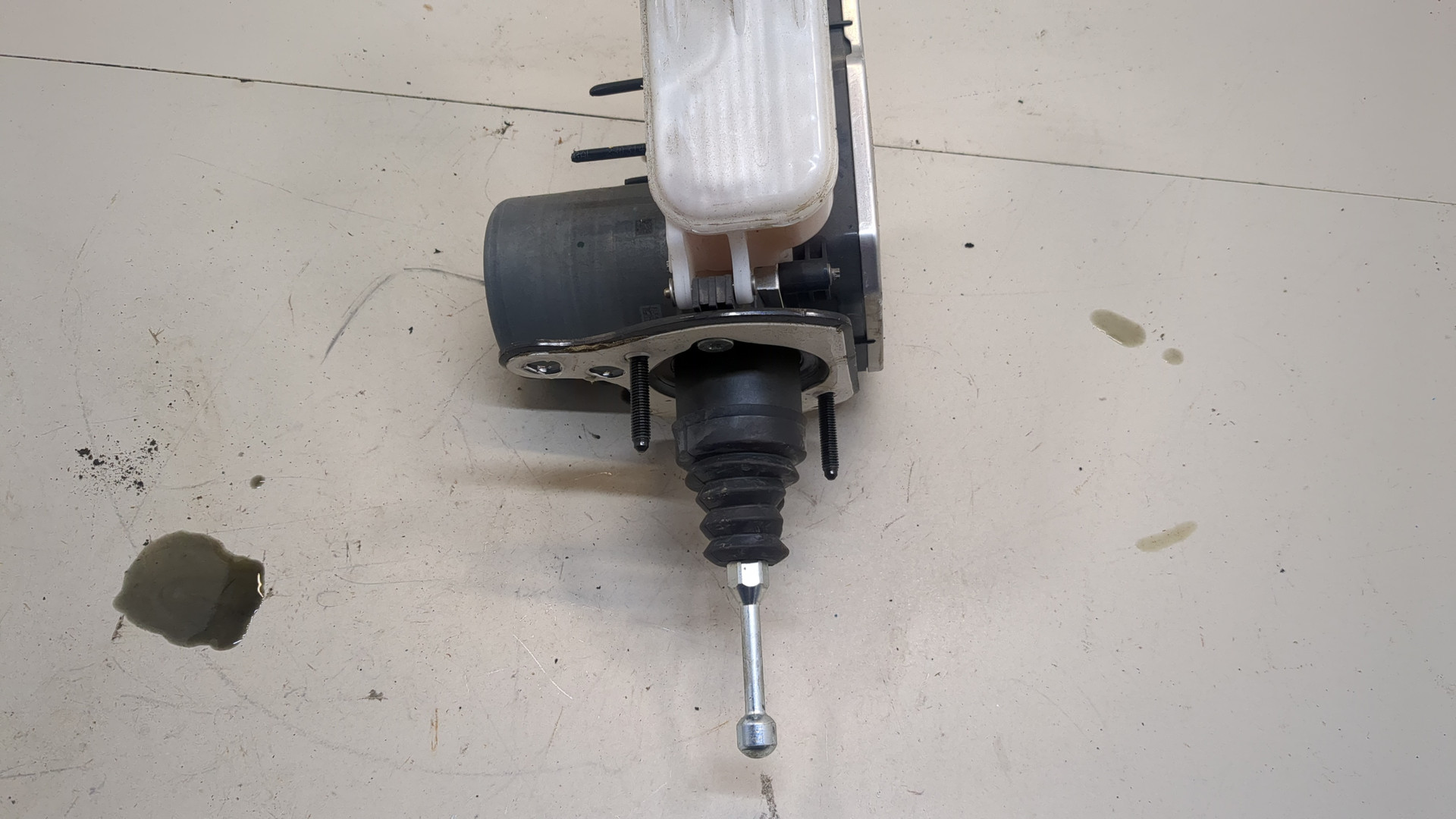 Усилитель тормозов вакуумный