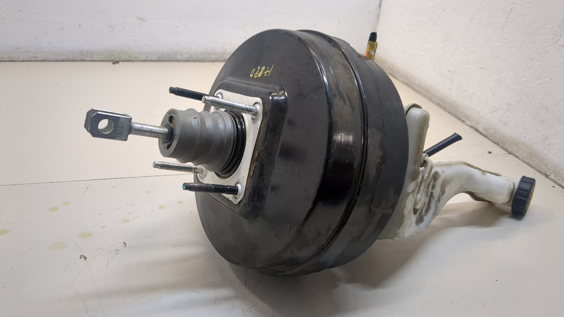 Усилитель тормозов вакуумный