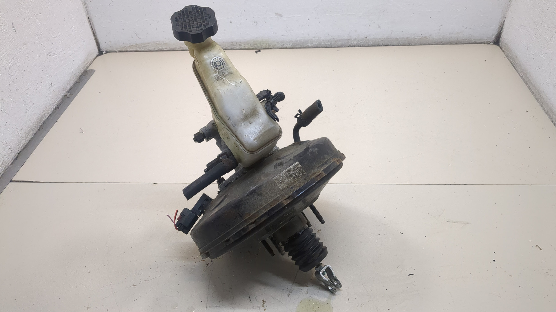 Усилитель тормозов вакуумный