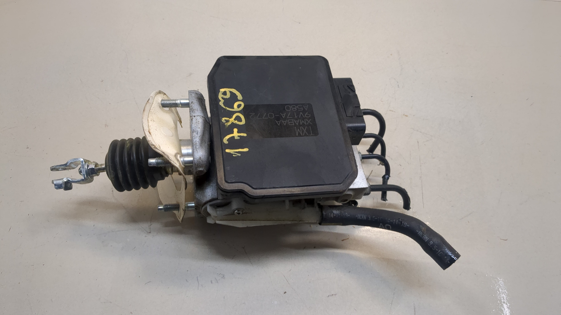 Цилиндр тормозной главный