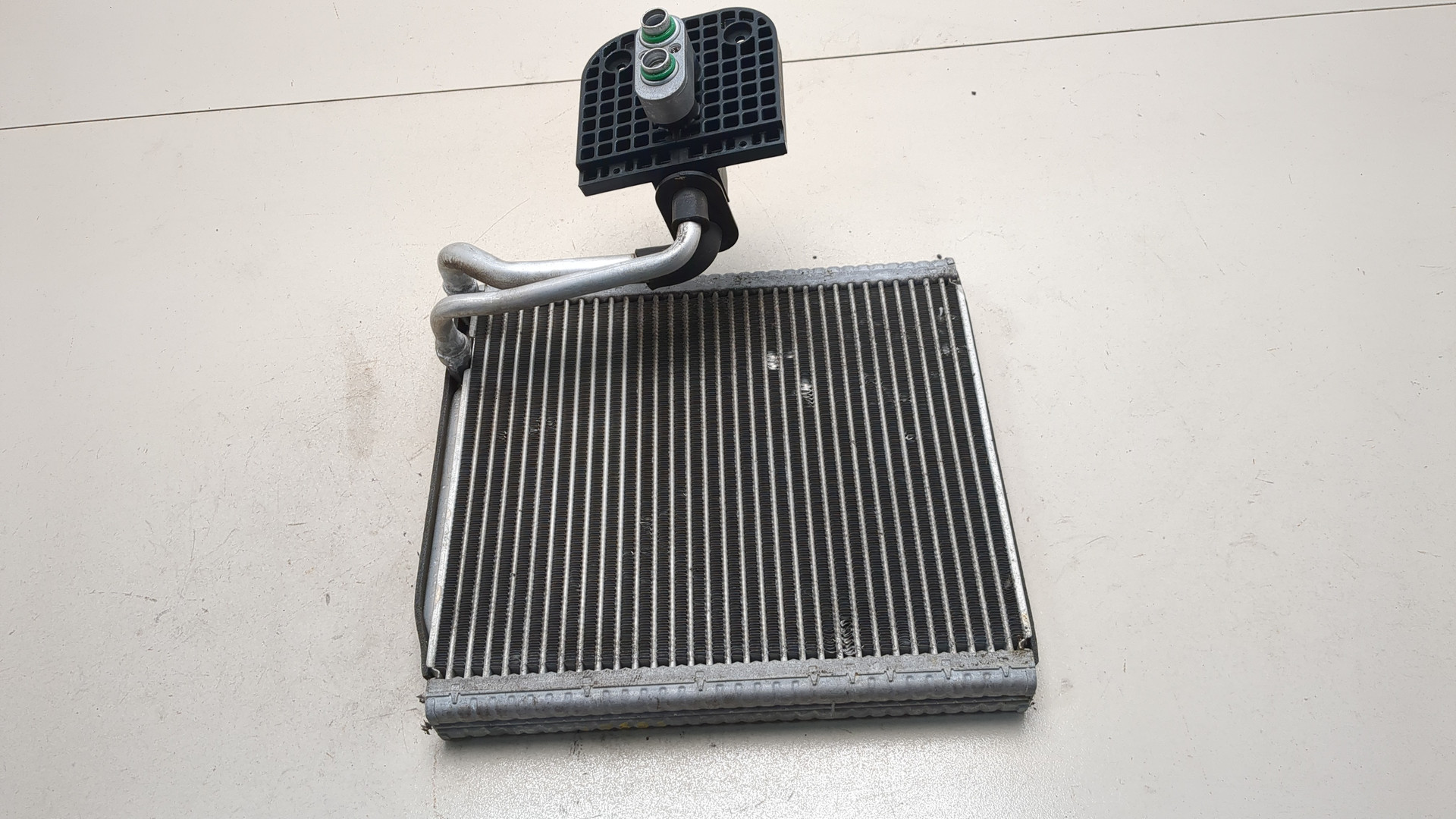 Радиатор кондиционера / конденсер