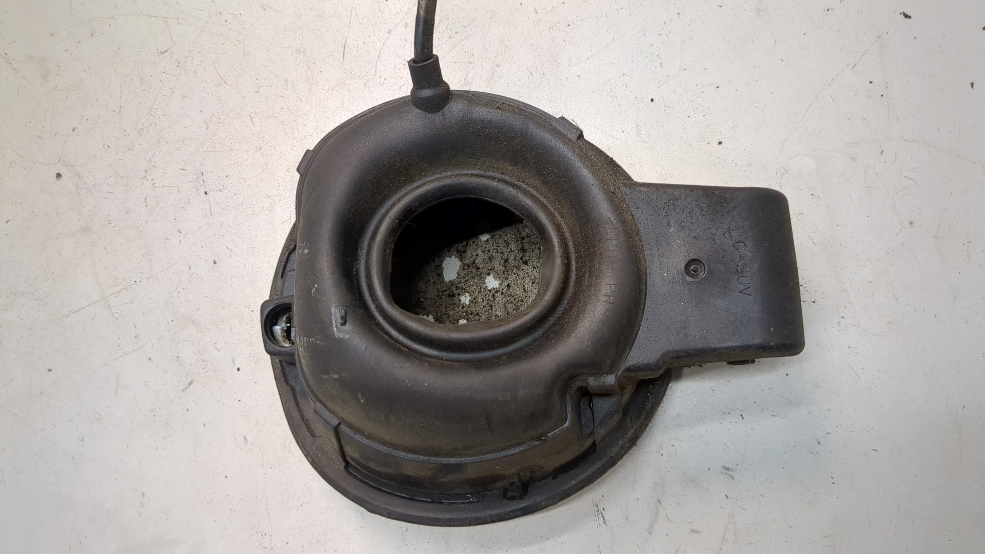 Лючок бензобака