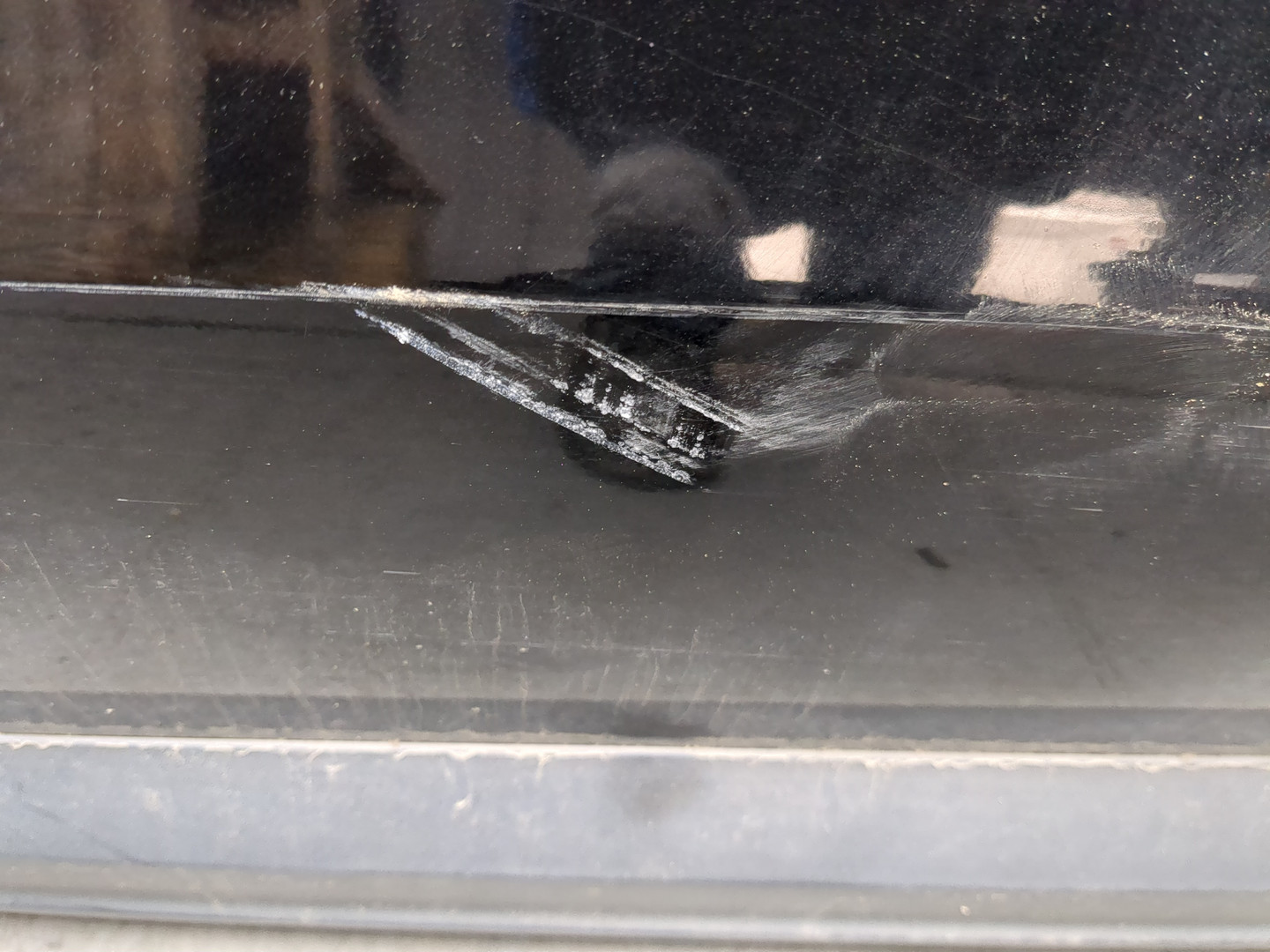 Дверь передняя левая