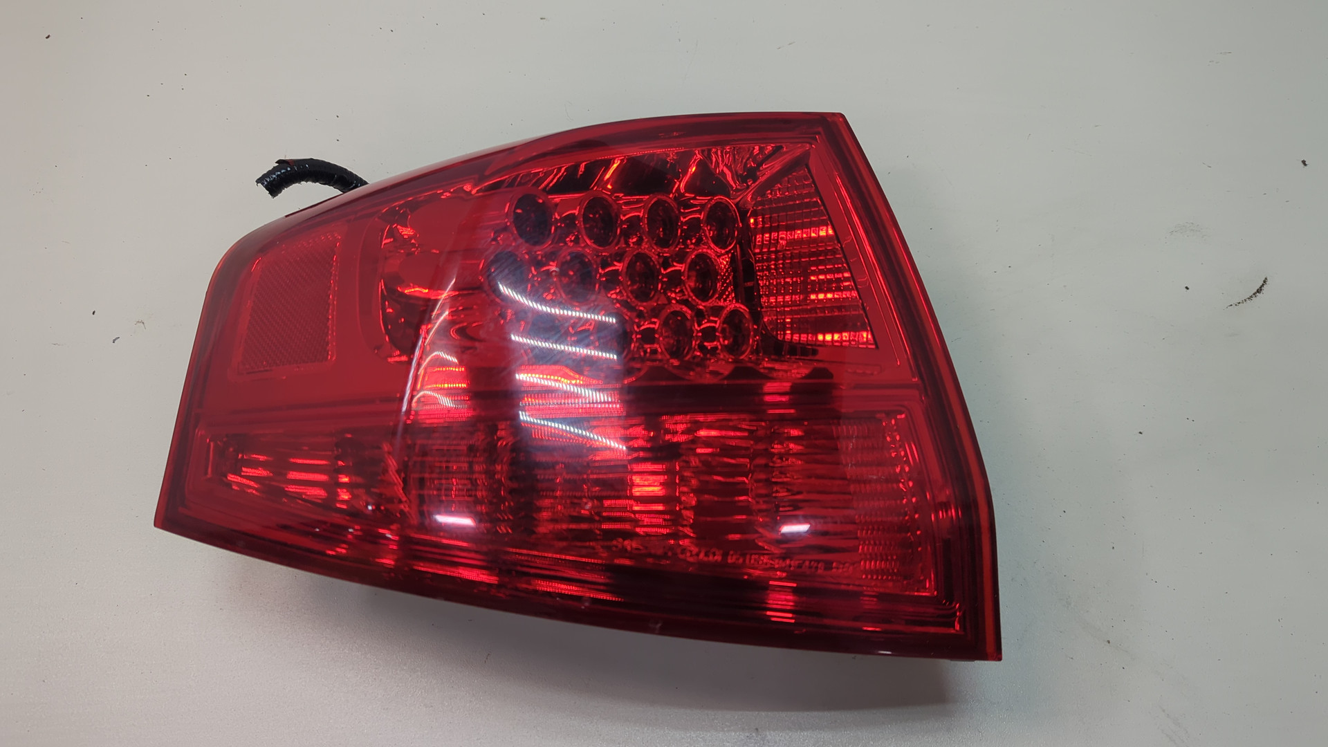 Фонарь задний левый