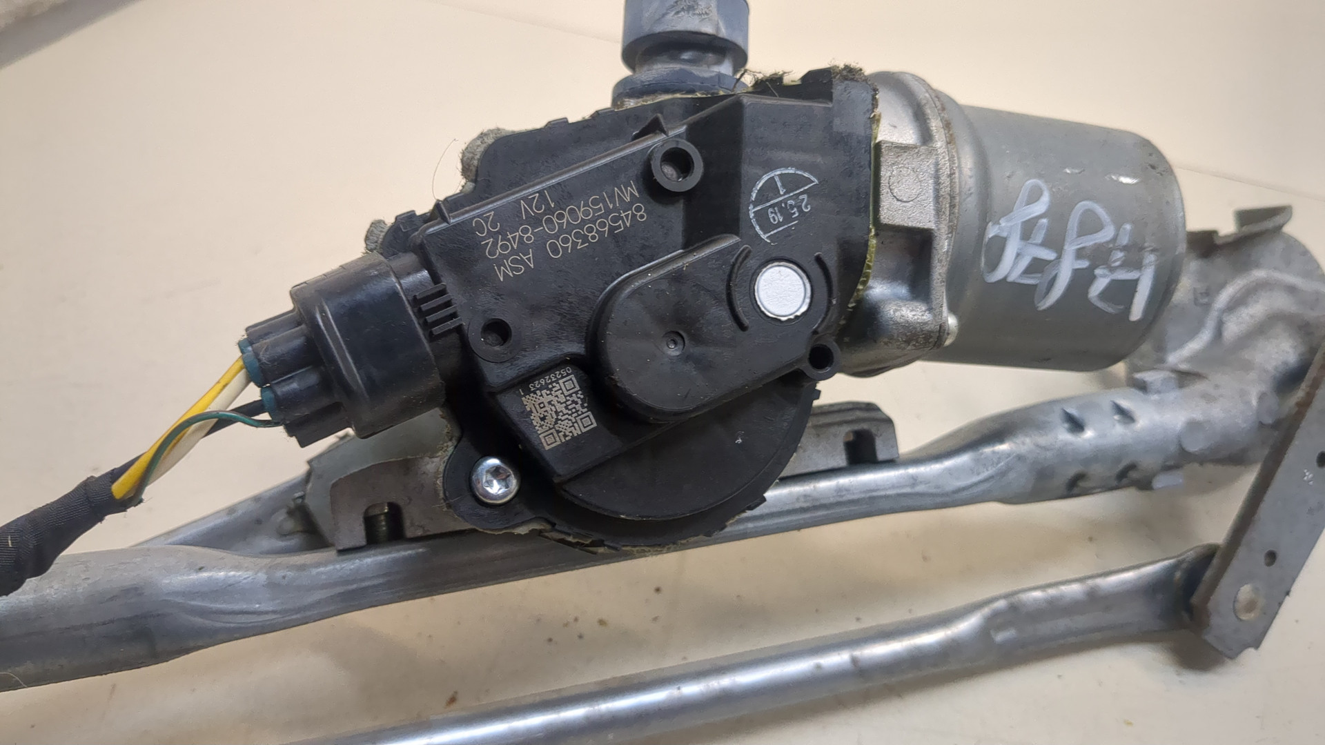 Трапеция стеклоочистителей