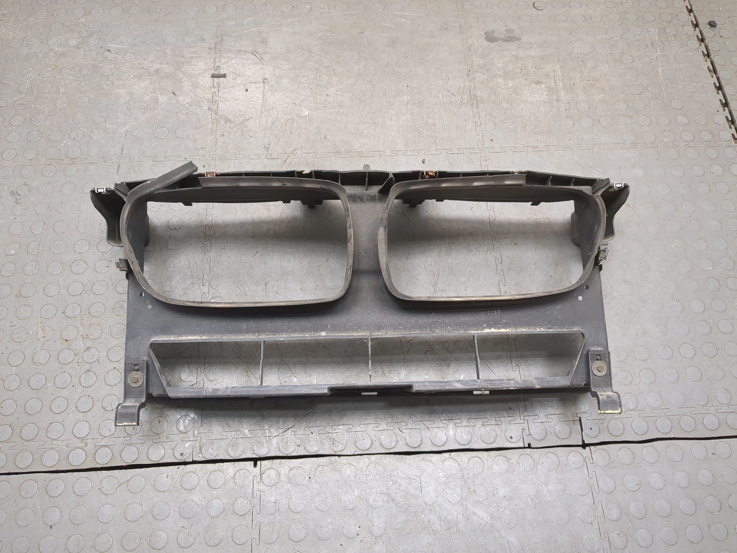 Воздухозаборник (внутри)