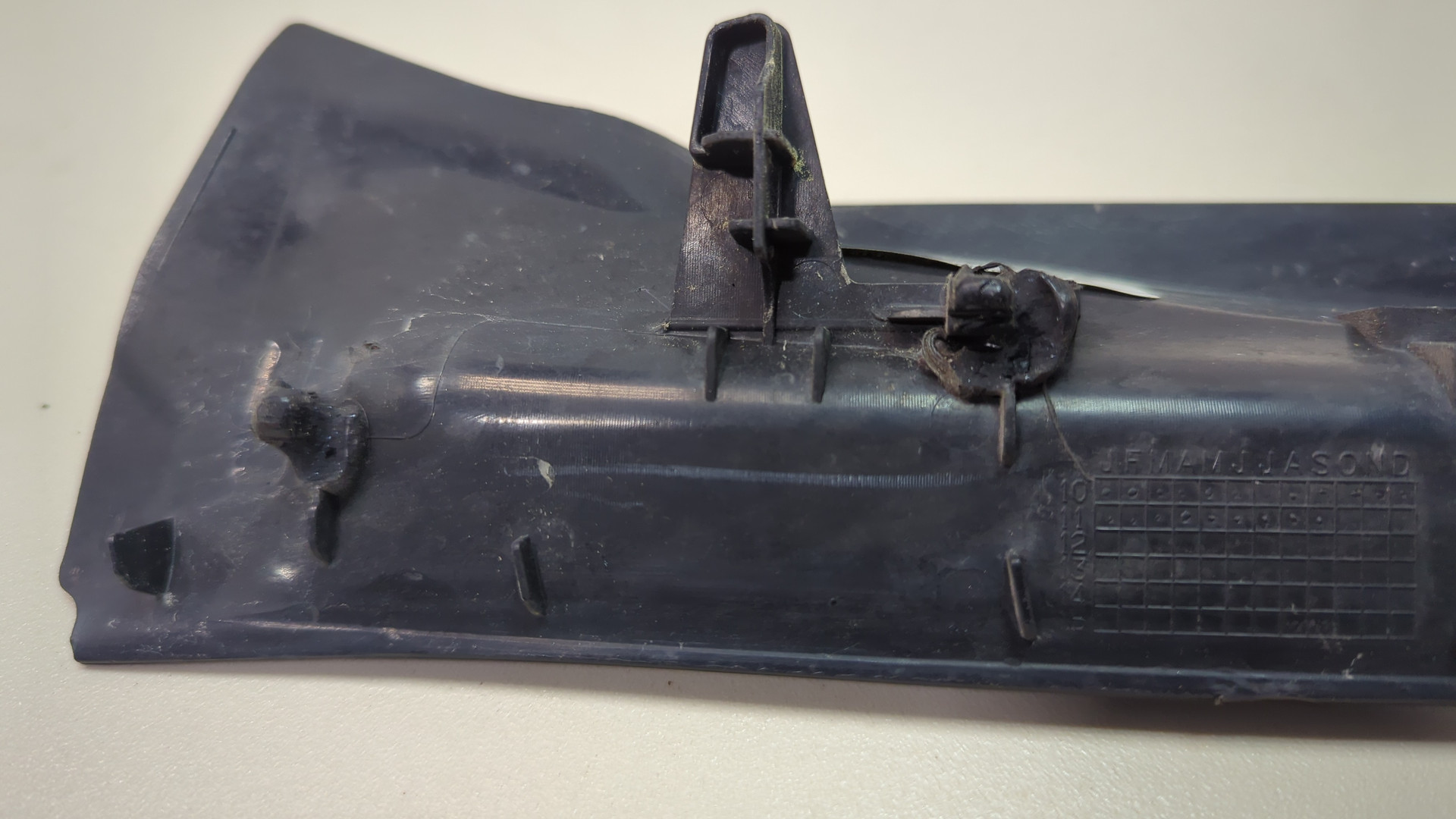 Фонарь задний правый