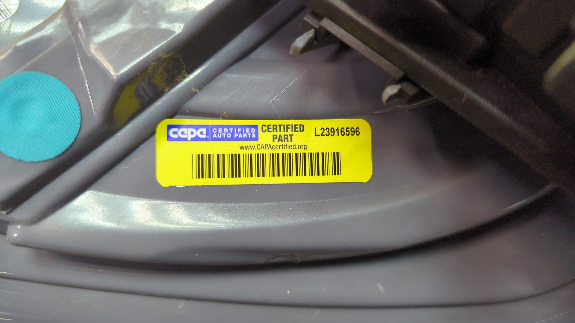 Фонарь задний правый